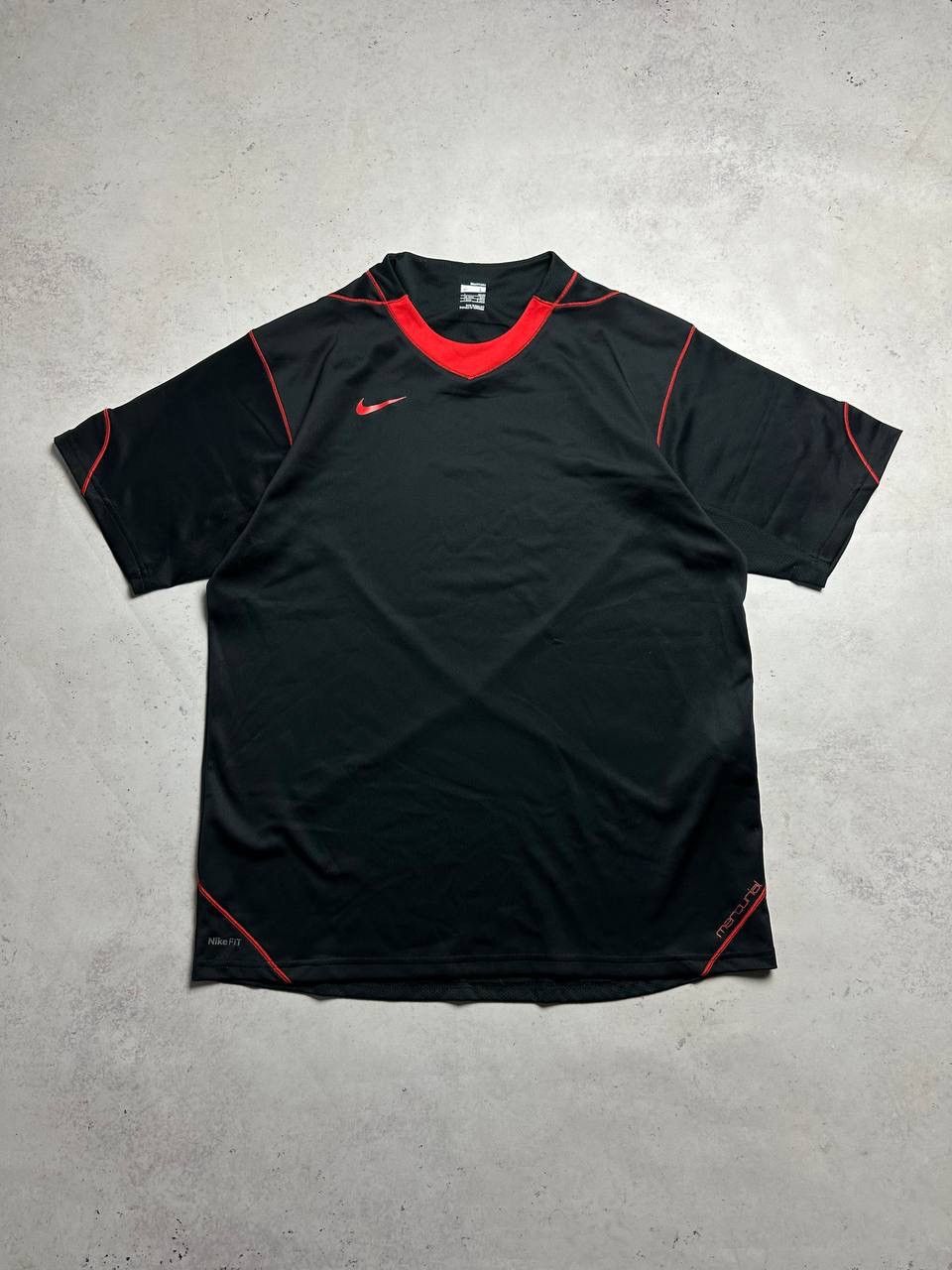 Nike Vintage Nike Pro Mercurial Swoosh Boxy T-shirt L Size US L / EU 52-54 / 3 - 1 Thumbnail