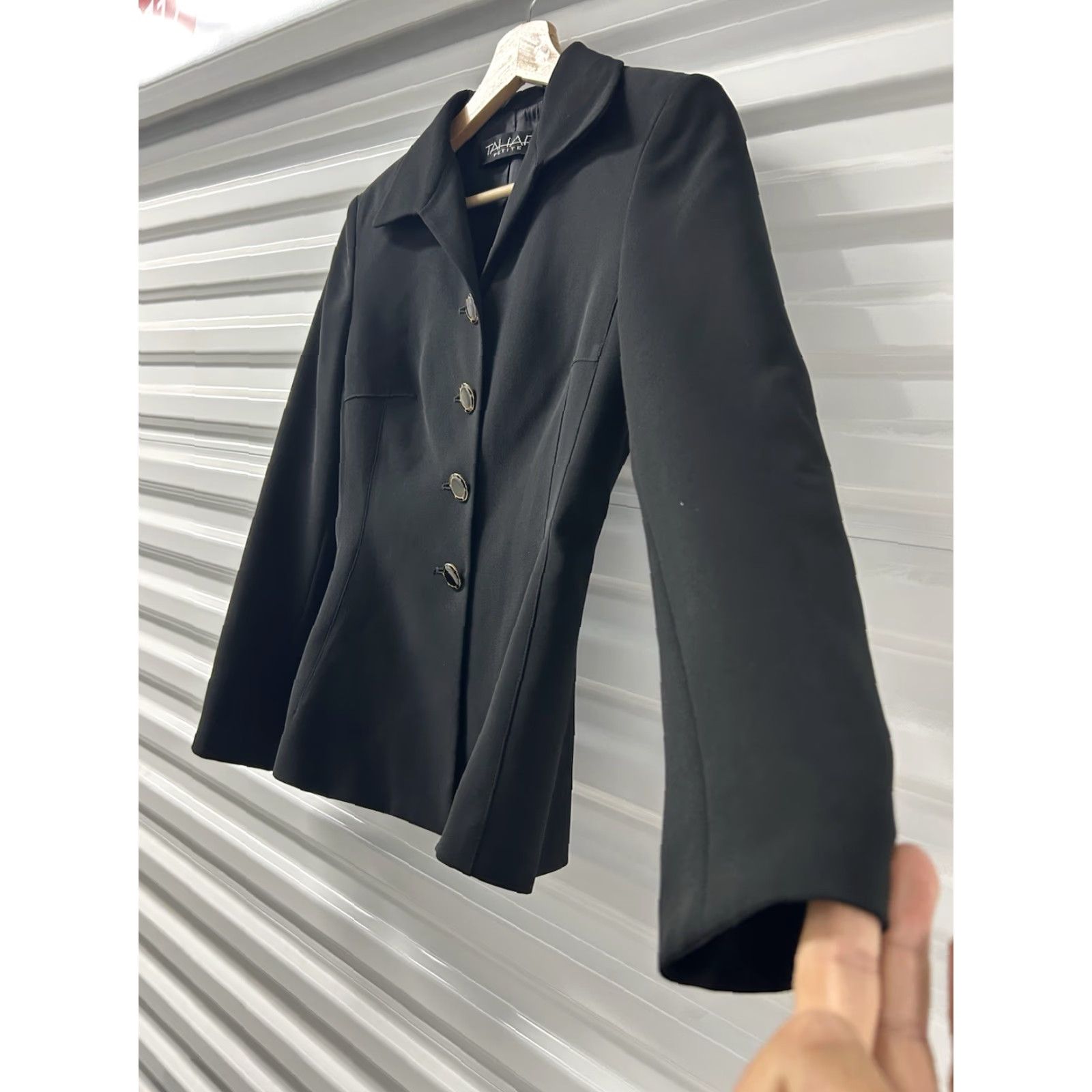 Vintage Tahari Women Petite Arthur S Levine Designer Black ButtonUp Blazer Jacket 2 Size XS / US 0-2 / IT 36-38 - 3 Thumbnail