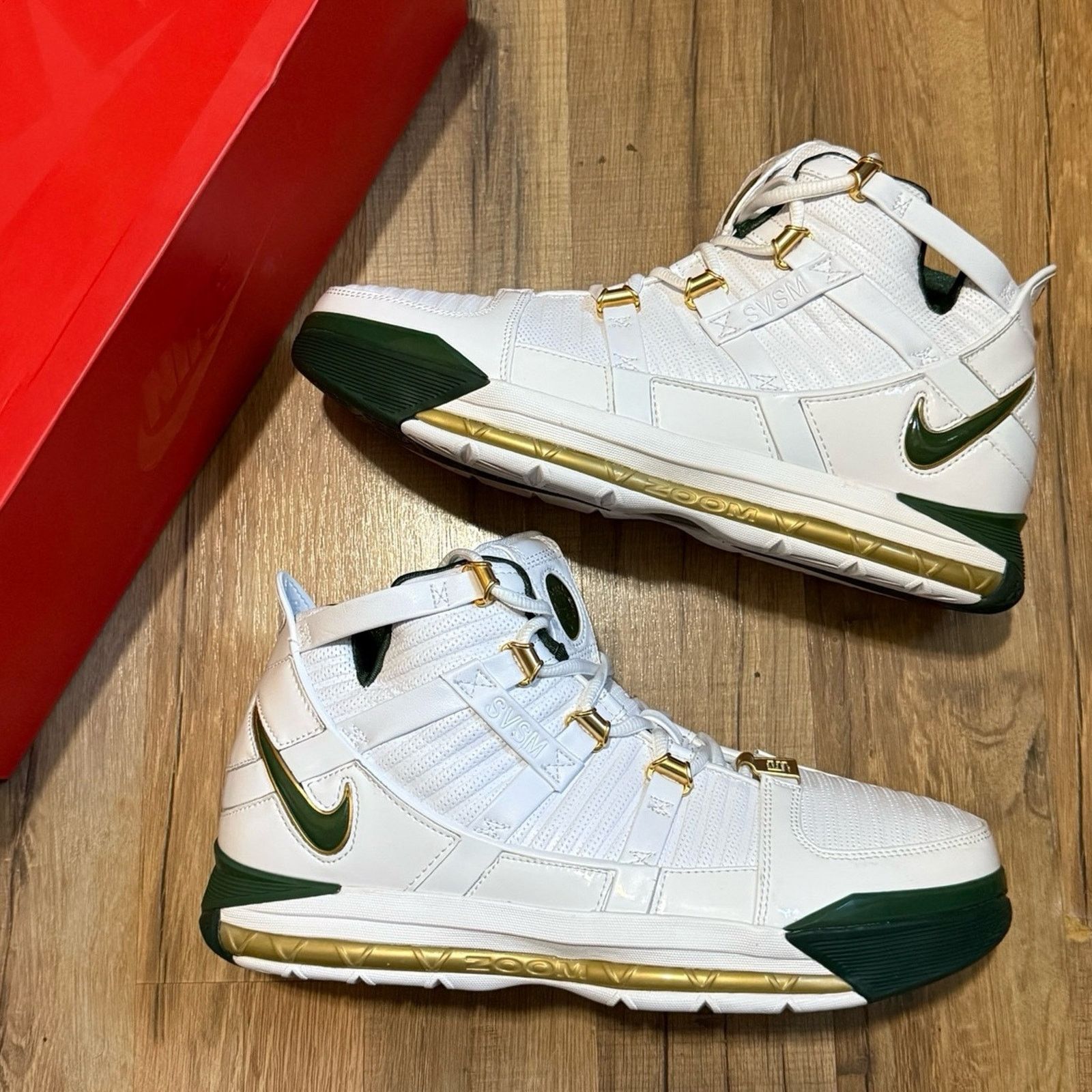 Nike Zoom LeBron 3 QS SVSM Home White Deep Forest AO2434-102 Size 11 Nike AO2434-102 Nike Lebron 3 QS  main image 2