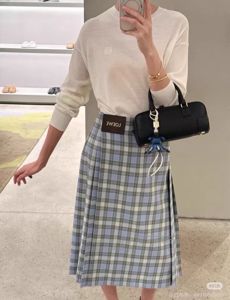 Loewe Loewe Spring/Summer 2025 half skirt Size 42" / US 20 - 8 Thumbnail