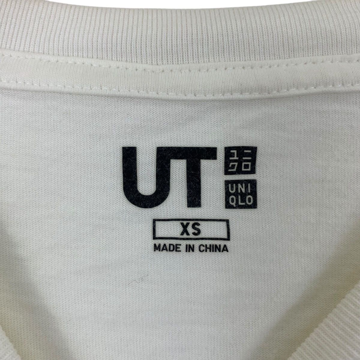 Uniqlo KIMETSU NO YAIBA x UNIQLO Demon Slayer Anime Tee Shirt Top Size XS / US 0-2 / IT 36-38 - 6 Thumbnail
