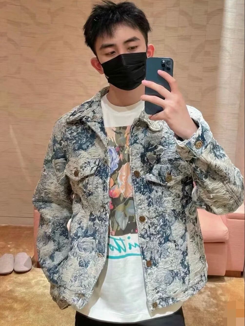 Louis Vuitton LV Floral Denim Jacket Size US M / EU 48-50 / 2 - 1 Thumbnail