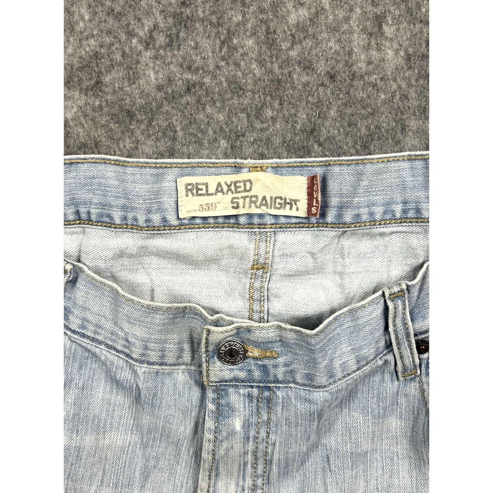 Levi's Levi's 559 Jeans Mens Relaxed Fit Straight Leg Light Wash Denim 40x32 Regular Inseam 32 USA 90s Logo Vintage N/A Size US 40 / EU 56 - 5 Thumbnail