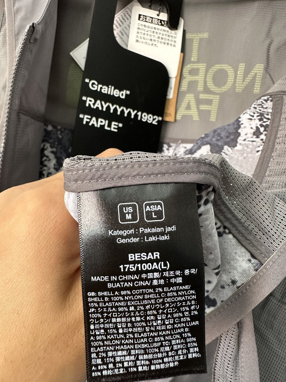 Kazuki Kuraishi × The North Face Urban Exploration KK TECH WIND VEST Size US M / EU 48-50 / 2 - 19 Thumbnail