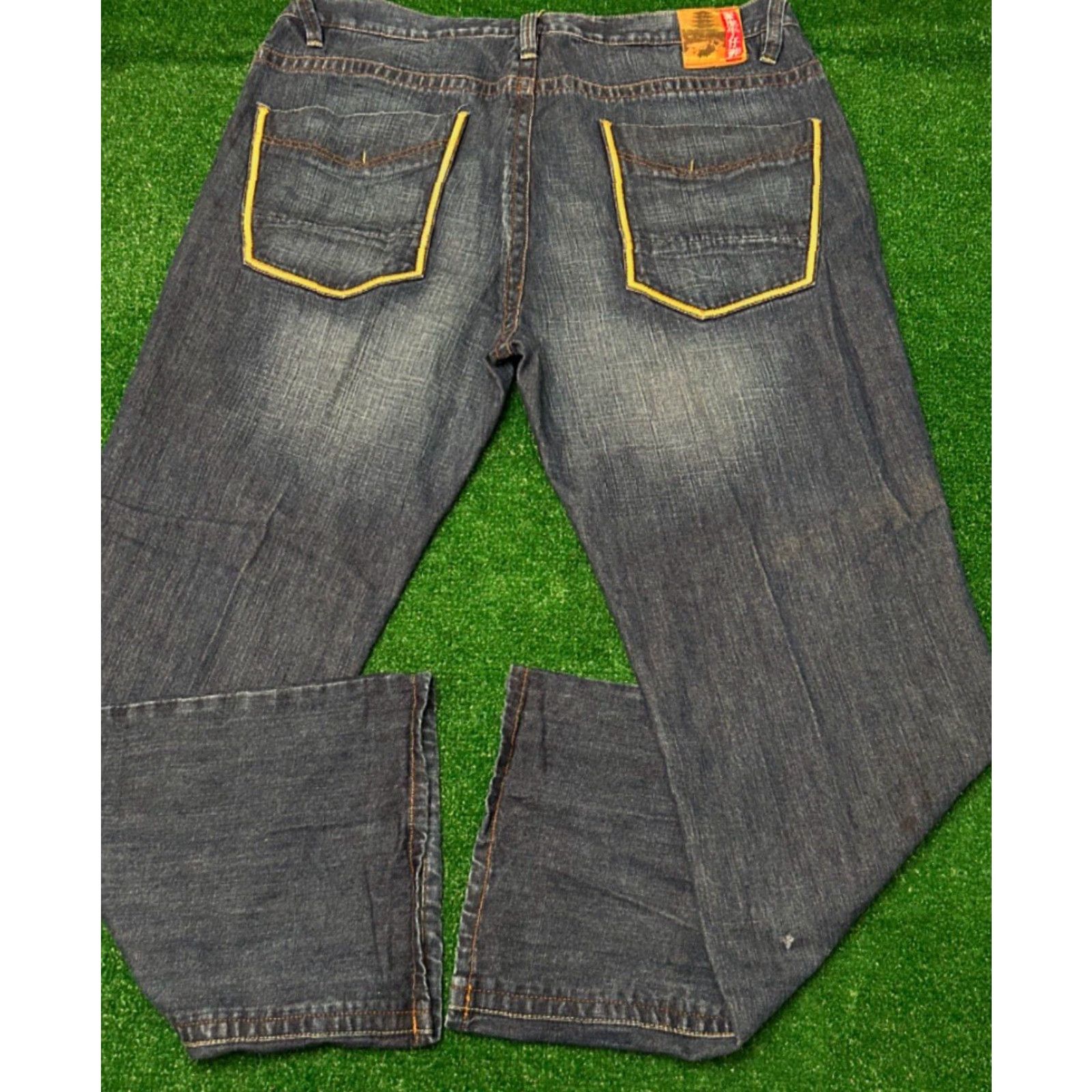 Phat Farm VINTAGE Phat Farm Jeans Baggy Grunge Skater Y2K Japan Fortune VTG Mens 40 Blue Denim Wide-Leg 32 In Inseam 40x32 Size US 40 / EU 56 - 2 Thumbnail