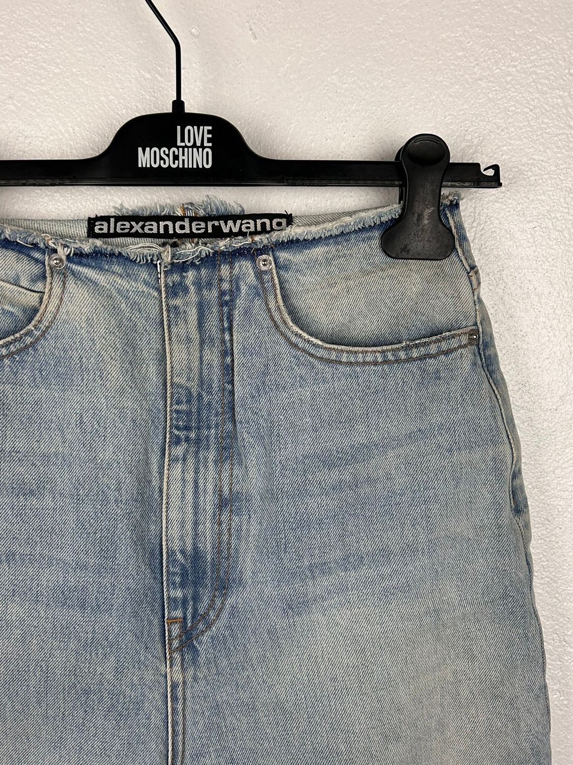 Alexander Wang Alexander Wang Light Wash Raw Hem Jeans Size 26 Size 26" / US 2 / IT 38 - 2 Thumbnail