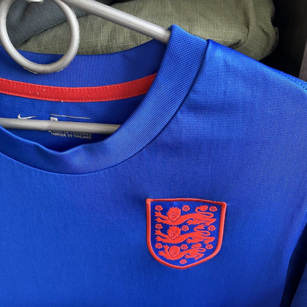 Nike Mens Nike England National Soccer Training sport jersey Size US S / EU 44-46 / 1 - 3 Thumbnail