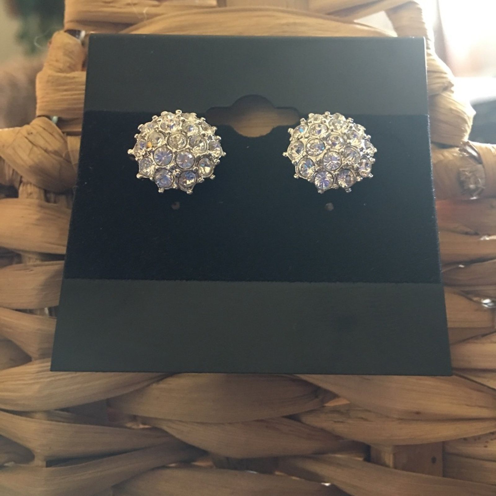 Jewelry Clear rhinestone sparkle pierced earrings Size ONE SIZE - 3 Thumbnail