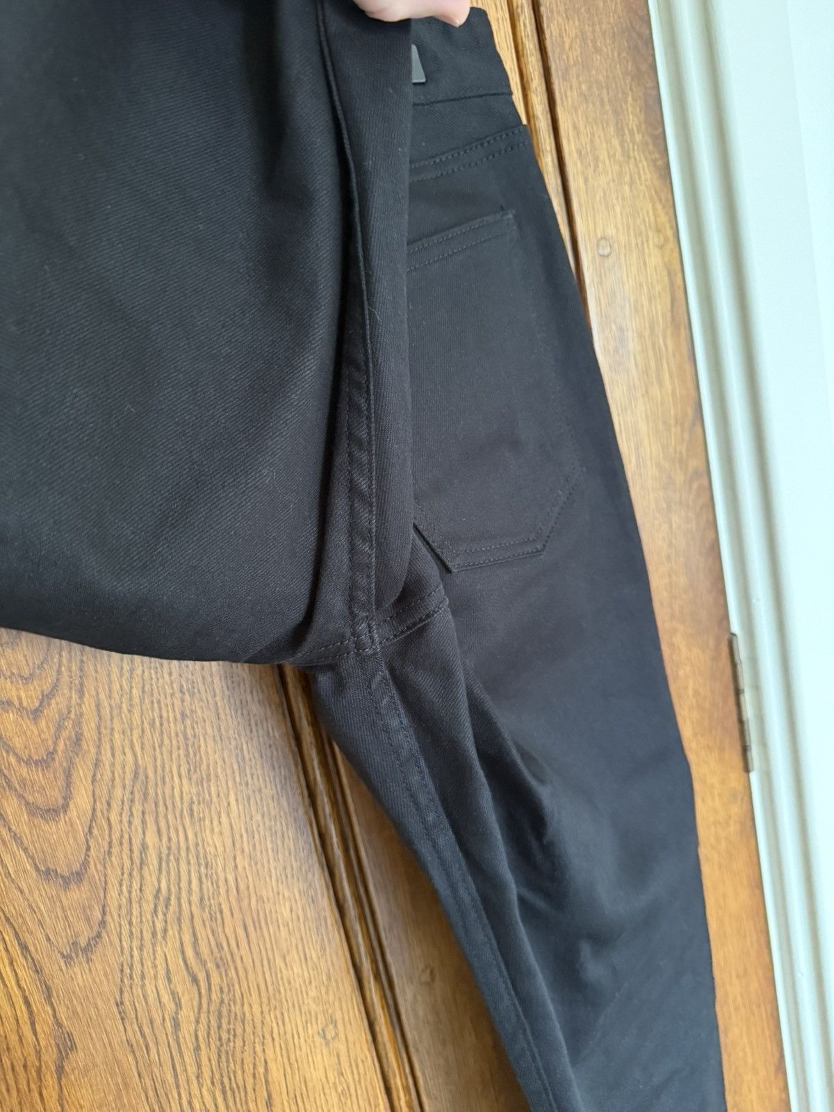 Celine Celine Neo pure black skinny jeans 32 Hedi Slimane grail Size US 32 / EU 48 - 18 Thumbnail