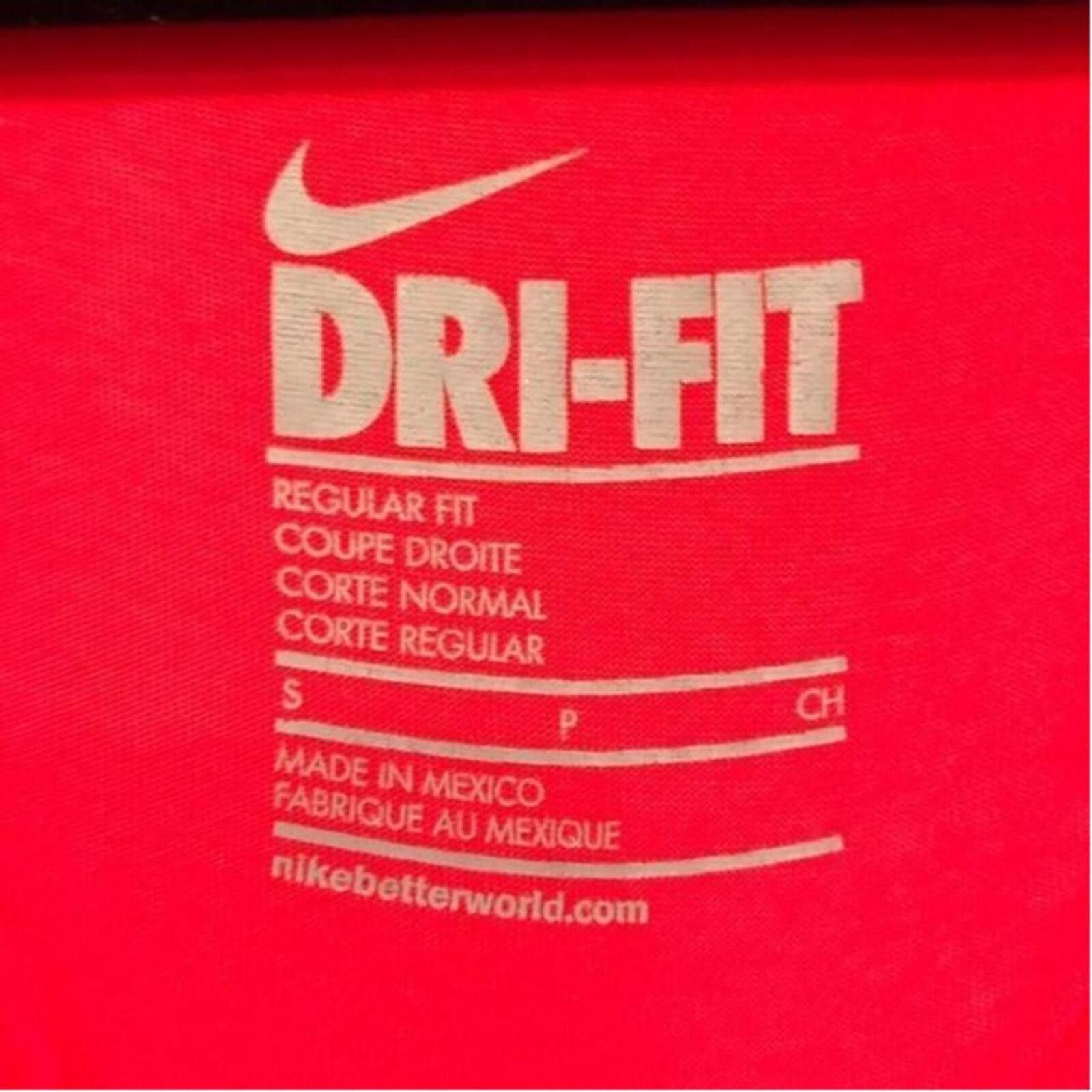 Nike Nike Dri-FIT Red V-Neck Short Sleeve Shirt Size S / US 4 / IT 40 - 4 Thumbnail