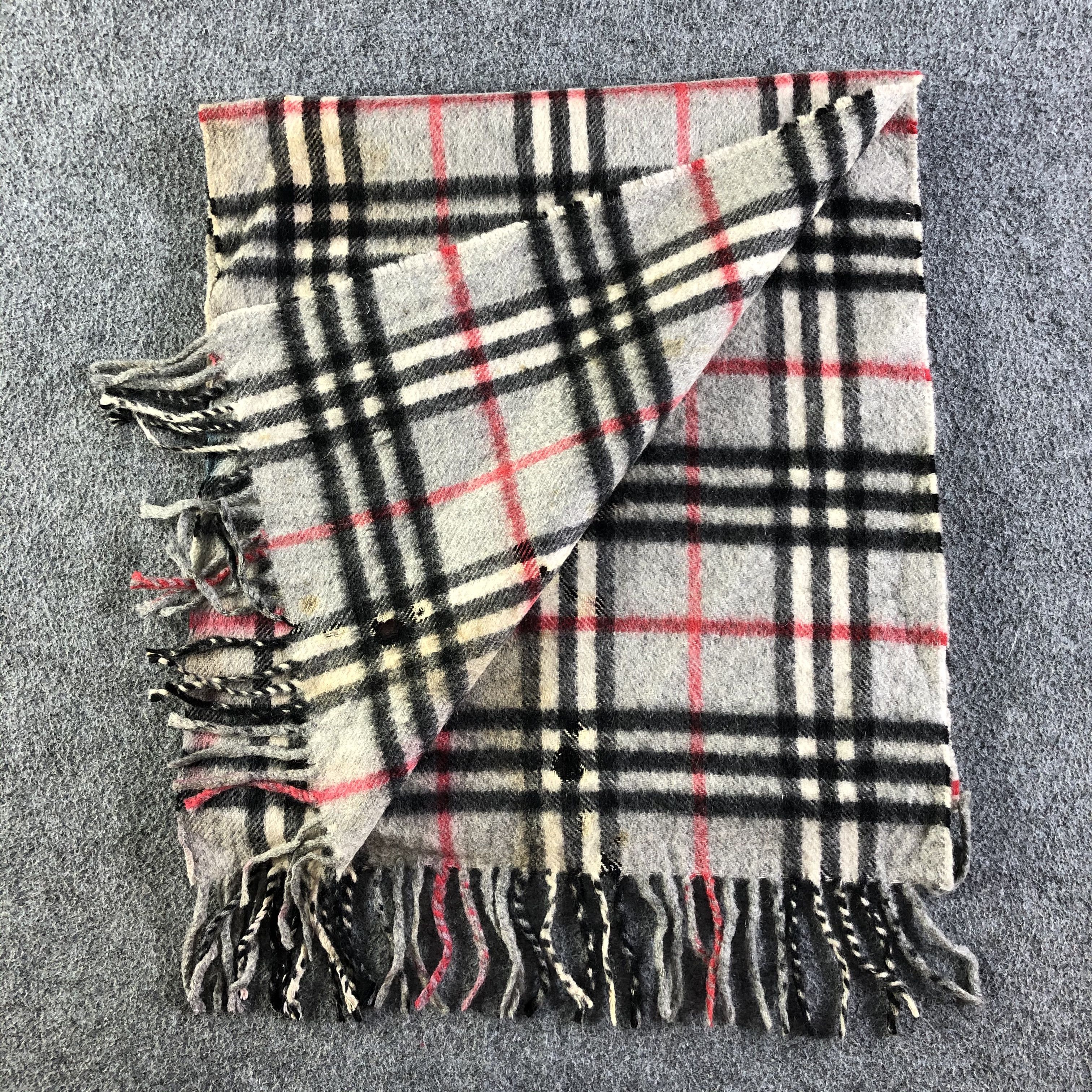 Burberry Burberry Cashmere Scarf / Muffler / Neckwear P589 Size ONE SIZE - 11 Thumbnail