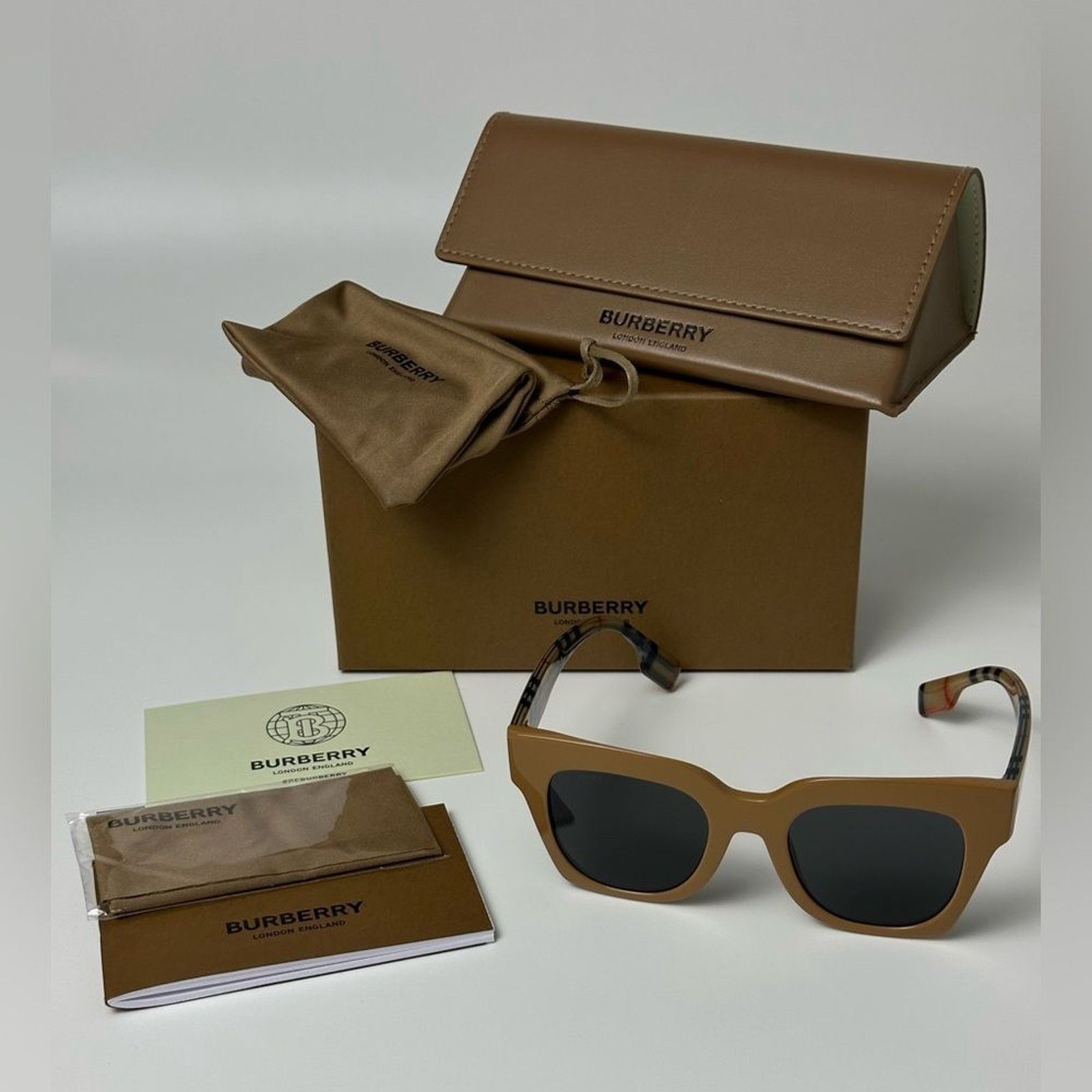 Burberry NEW BURBERRY BE4364 404287 Beige/Dark Grey Women Sunglasses Size ONE SIZE - 9 Thumbnail
