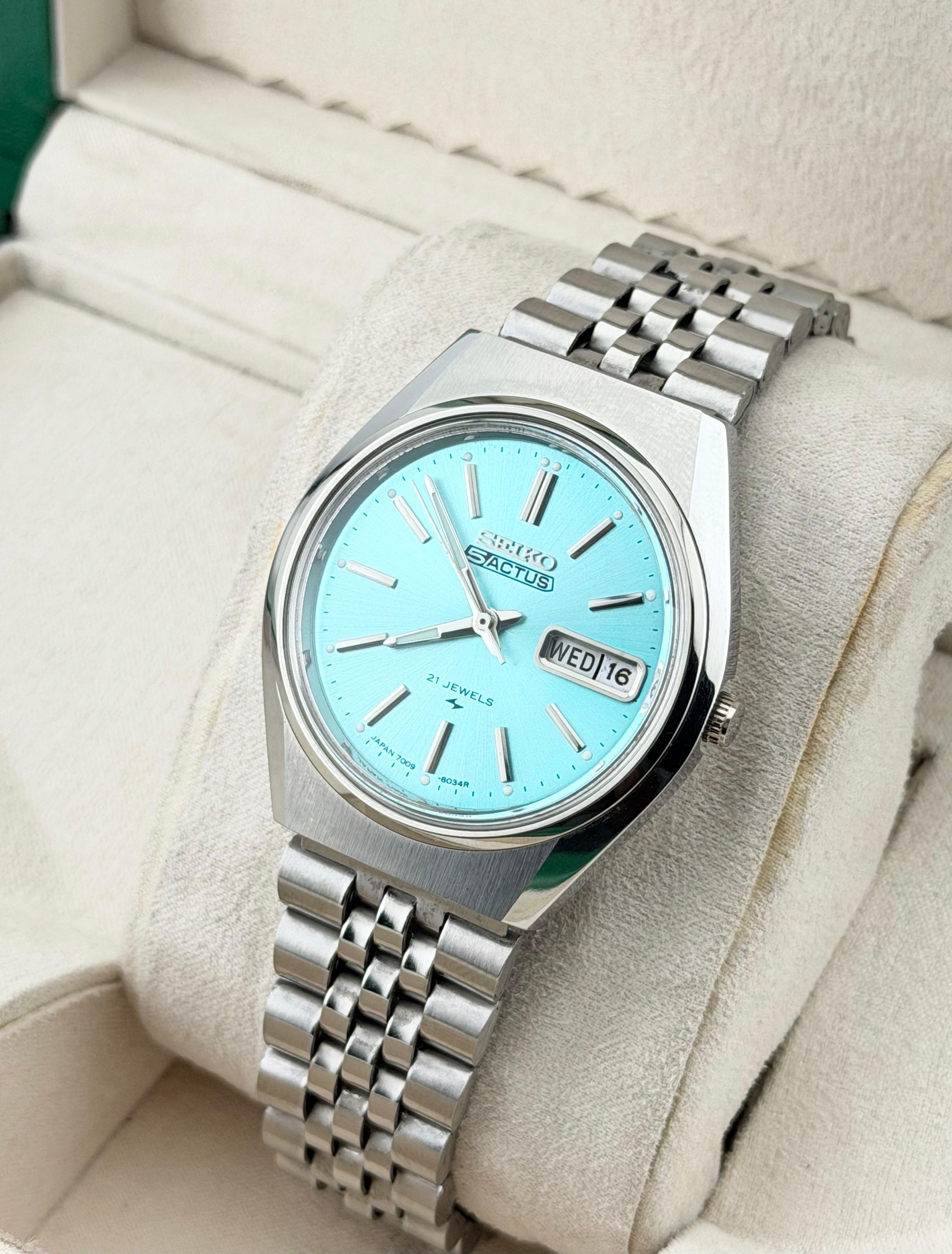 Seiko Elegant Men's Wrist Automatic Watch Size 36 - 7 Thumbnail