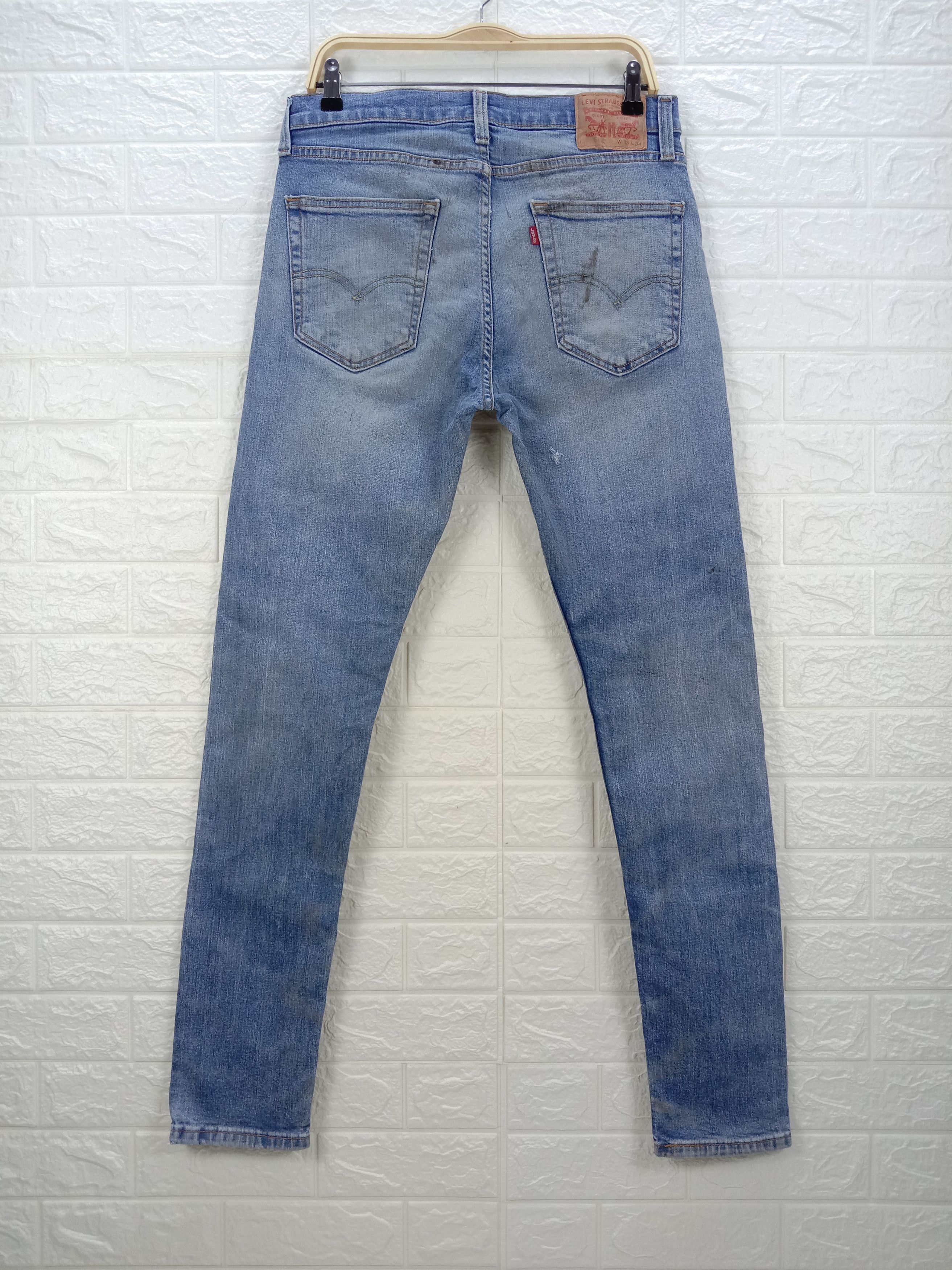 Levi's Vintage Levi's 512 Jeans Slim Taper Faded Blue Denim Size US 33 - 5 Thumbnail