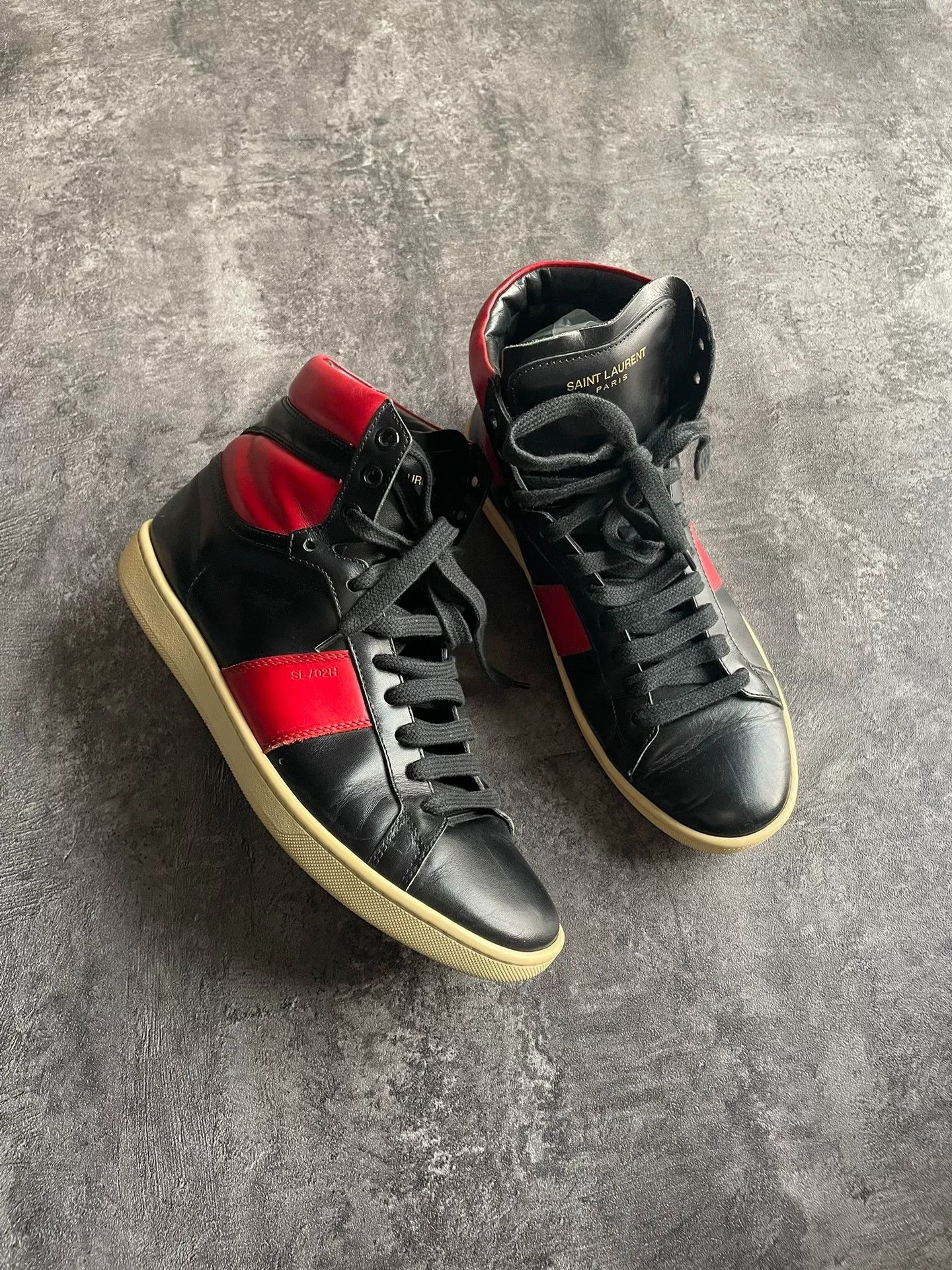 Saint Laurent Paris Saint Laurent Black and Red High-Top Sneakers Size US 8.5 / EU 41-42 - 1 Thumbnail