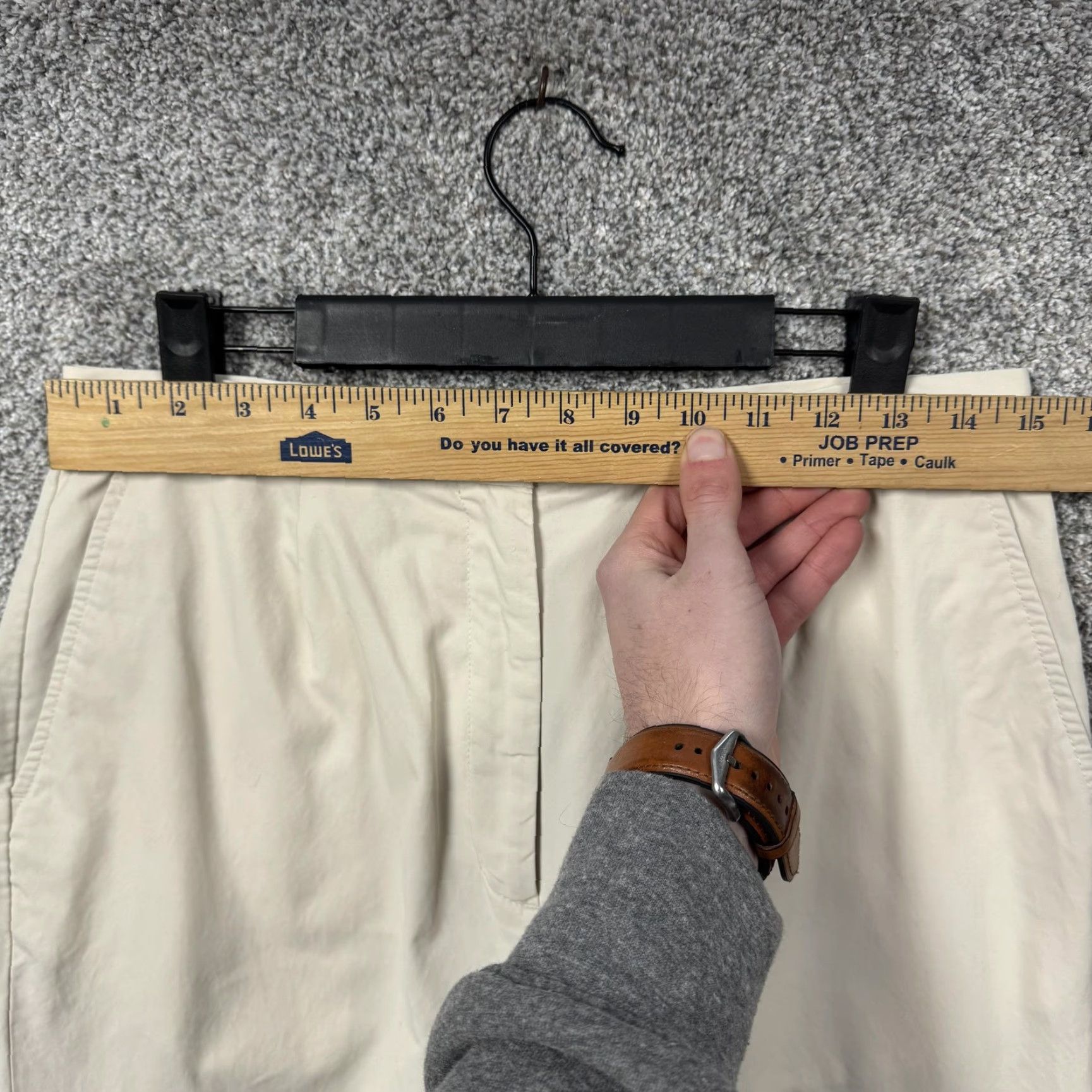 Tommy Hilfiger VINTAGE Tommy Hilfiger Golf Pants Womens 12 Beige Chino Straight Leg Pleated Casual Size 34" / US 12 / IT 48 - 2 Thumbnail
