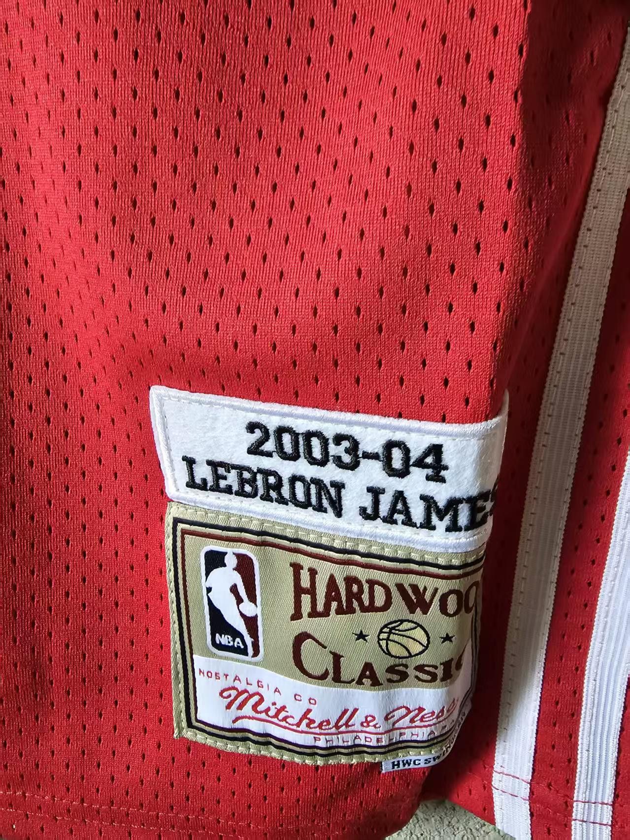 NBA LeBron James Jersey Cleveland Cavaliers Red Double Stitched Size US XL / EU 56 / 4 - 5 Thumbnail