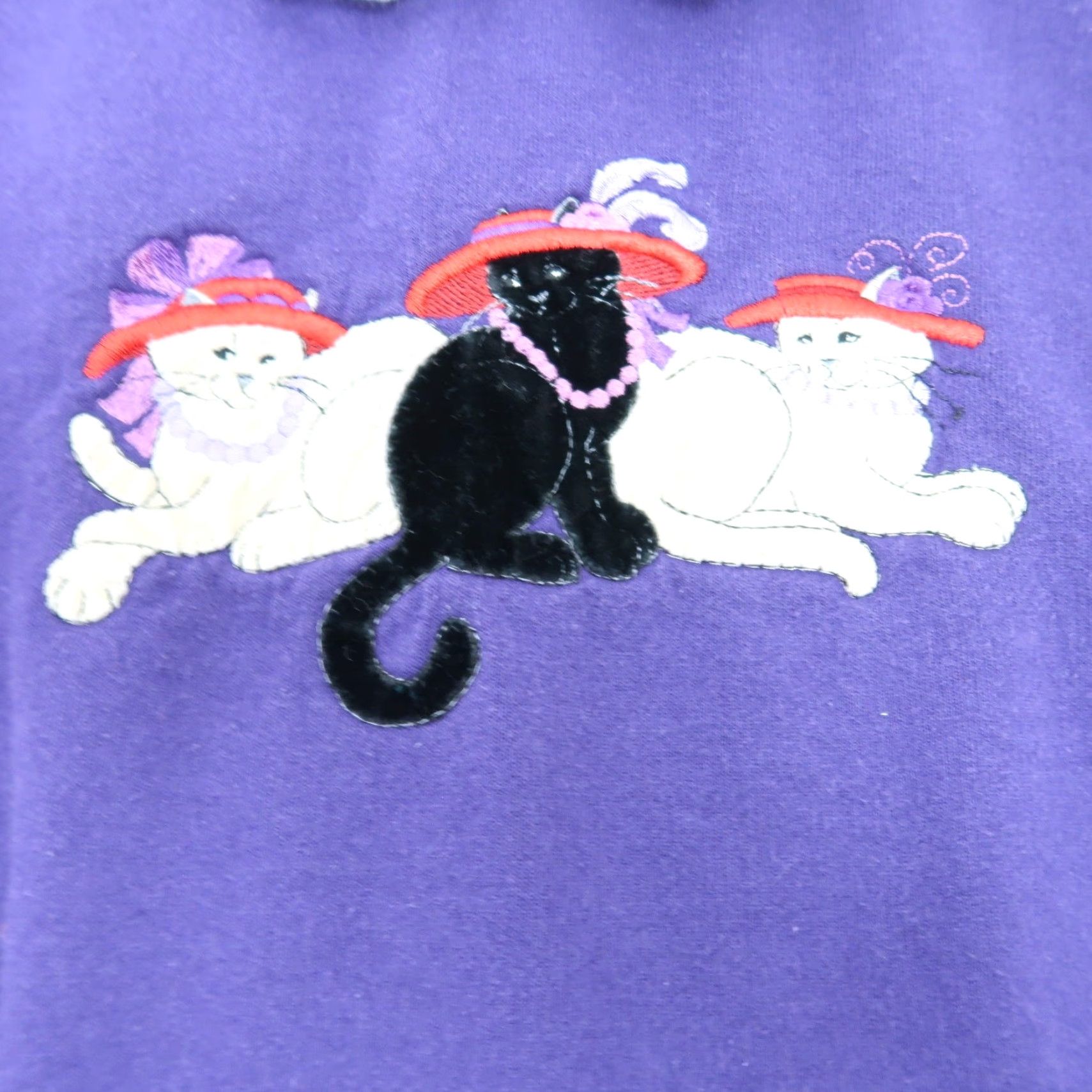 Vintage VINTAGE Morning Sun Sweatshirt Cat Embroidered Collared Purple L Women 90s Casual Pullover Long Sleeve Cotton / Polyester Size L / US 10 / IT 46 - 2 Thumbnail