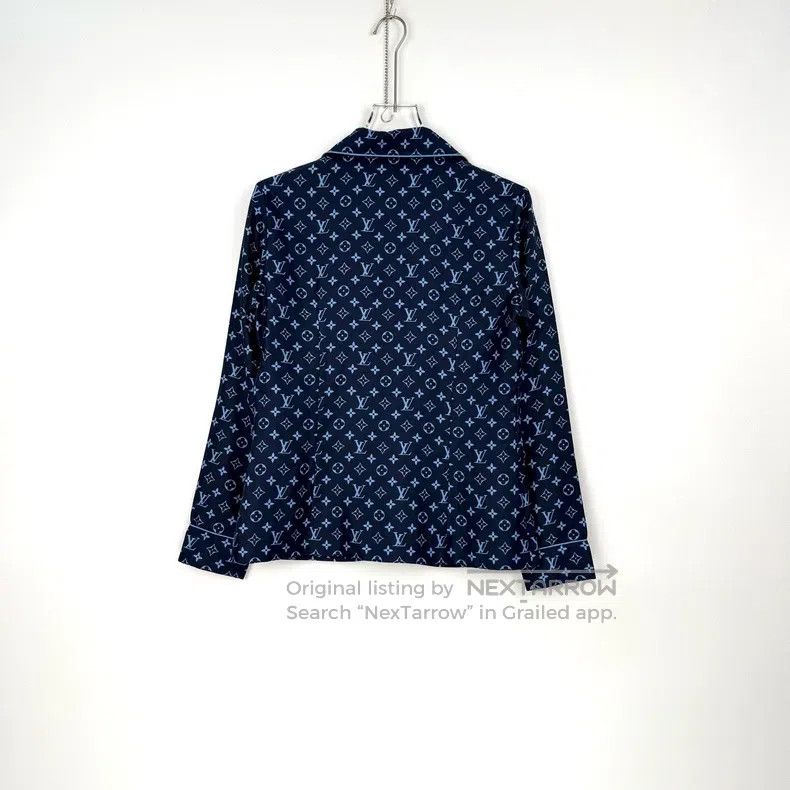 Louis Vuitton Louis Vuitton Blue full logo mulberry silk shirt Size XS / US 0-2 / IT 36-38 - 4 Thumbnail