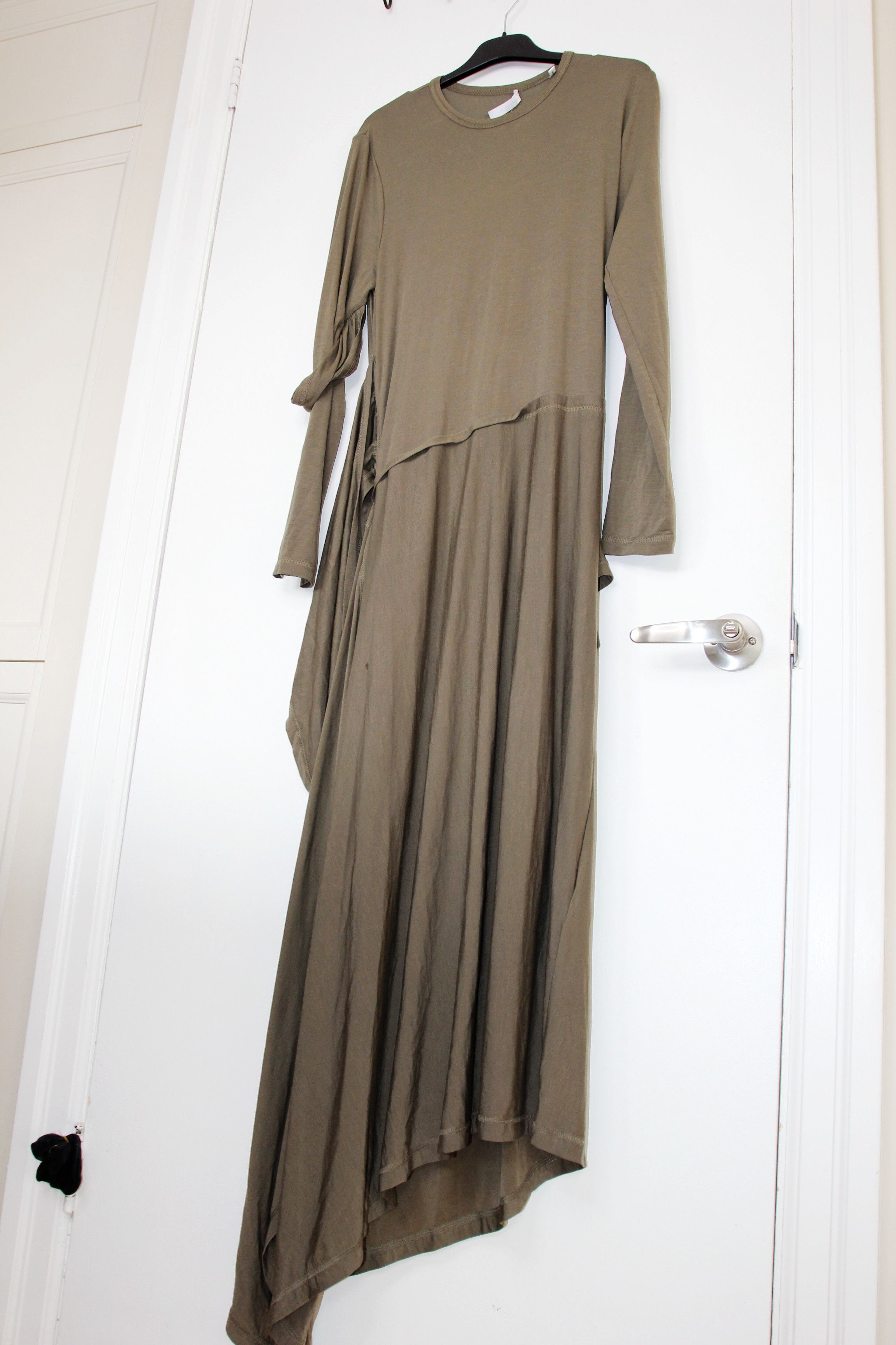 Helmut Lang BNWT SS25 HELMUT LANG KHAKI PROTECTION MIDI DRESS L Size L / US 10 / IT 46 - 8 Thumbnail