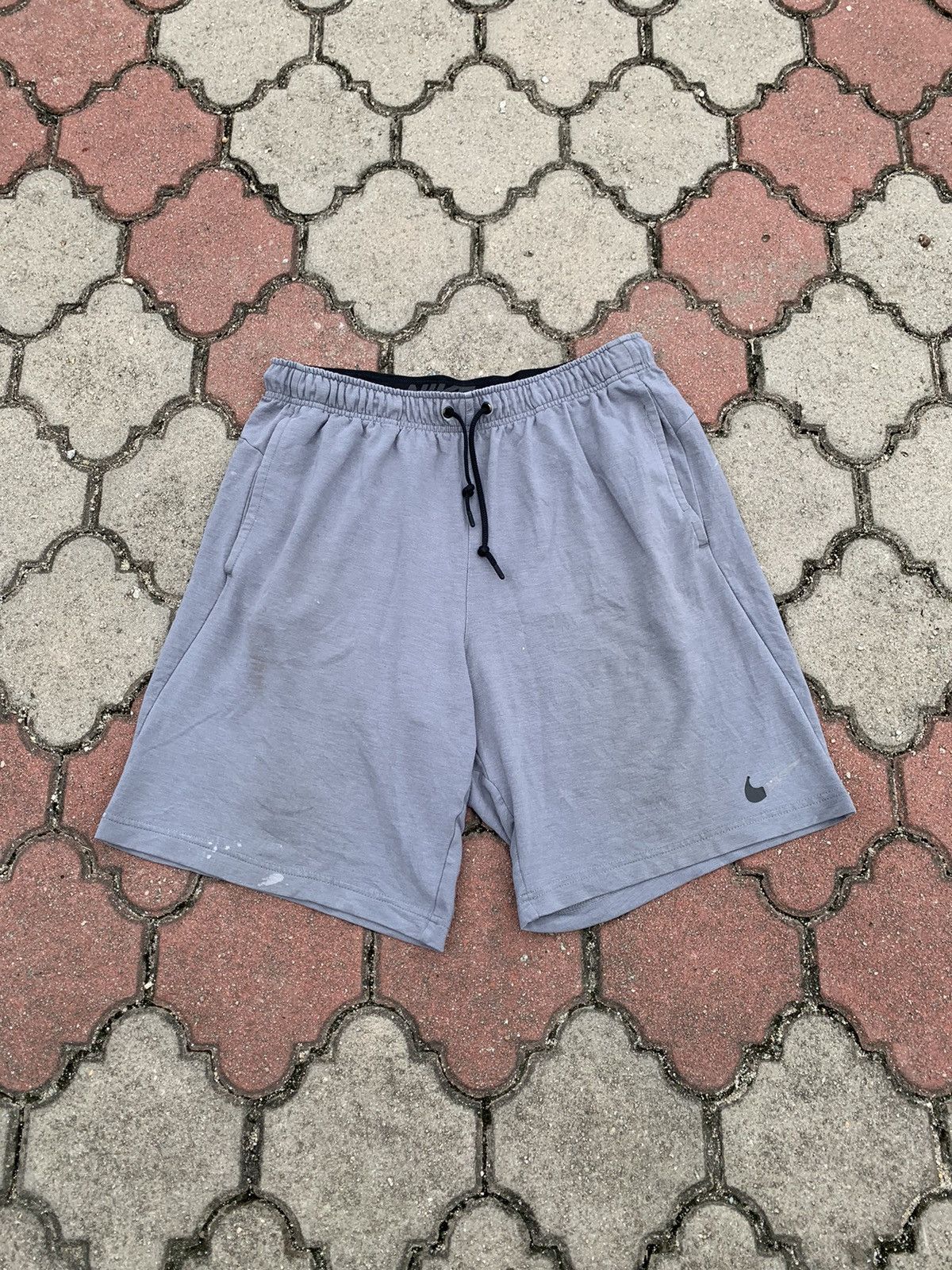 Nike Steals! Nike Drifit Outdoor Shorts Size US 32 / EU 48 - 2 Thumbnail