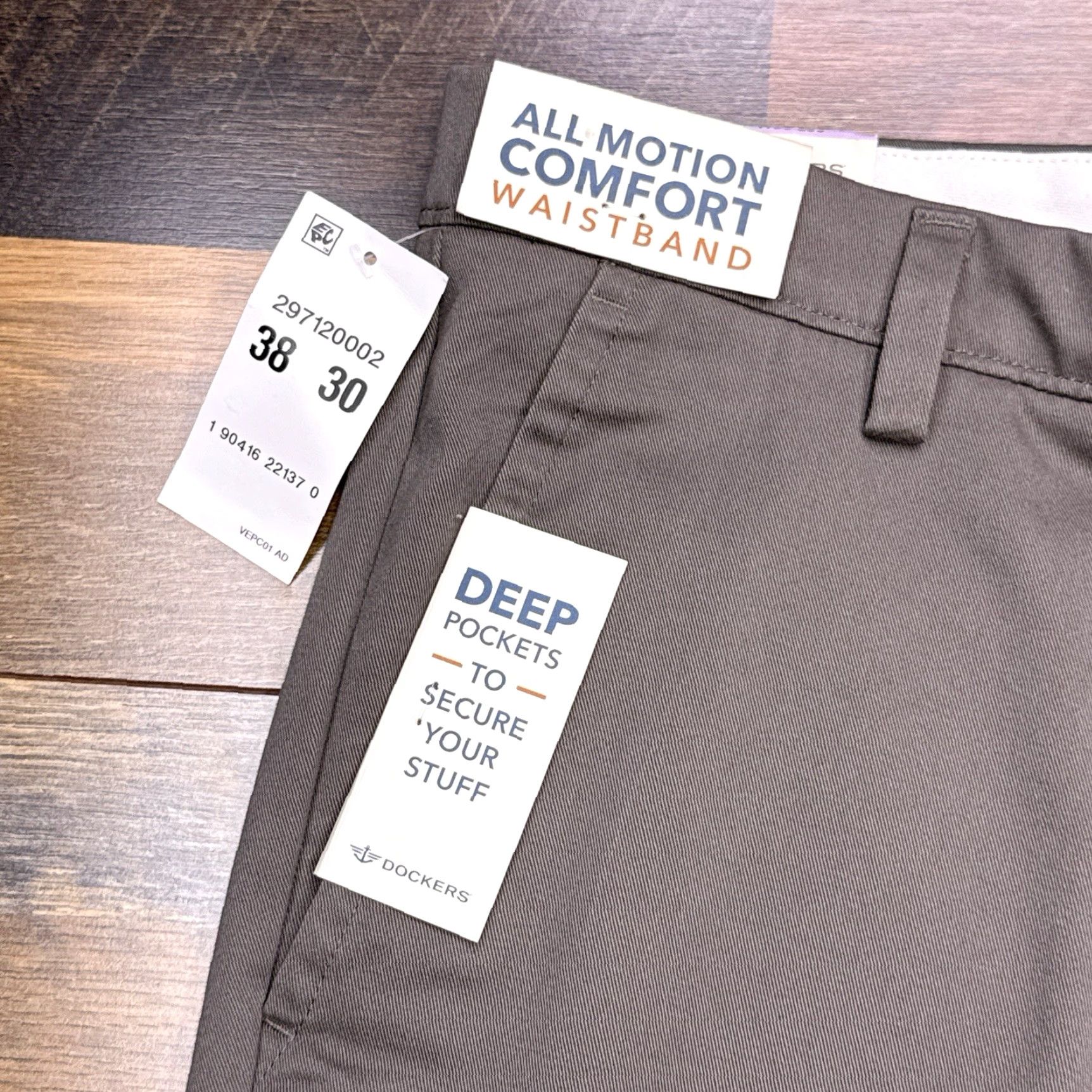 Dockers VINTAGE is not applicable; title: DOCKERS Pants Khakis 38x30 Tan Straight Fit Stretch Regular Mens Brown Cotton Blend Modern Workwear Casual Pants Size US 38 / EU 54 - 6 Thumbnail