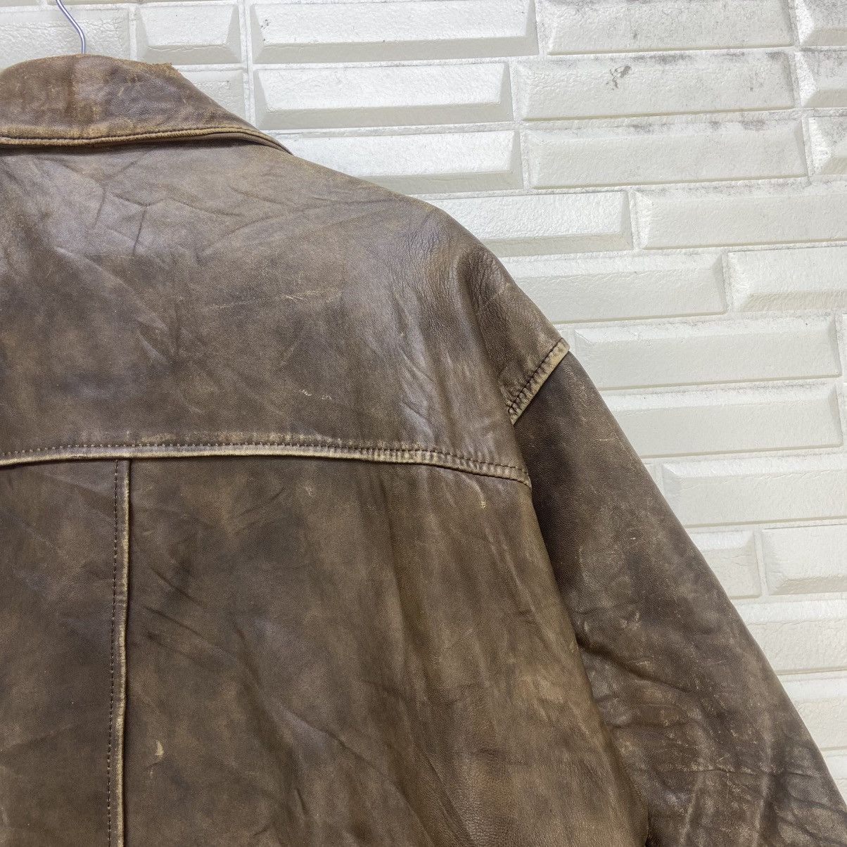 Vintage Vintage Air Force A-2 Military Sheepskin Leather Jacket Size US M / EU 48-50 / 2 - 17 Thumbnail