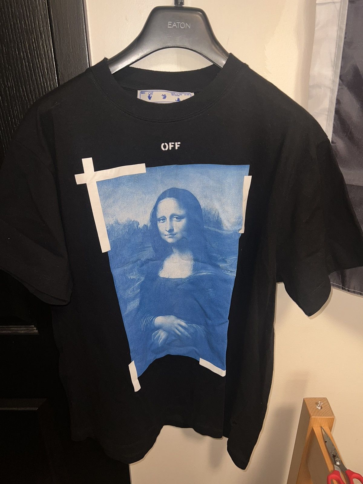 image of Mona Lisa Off White Tee in Black, Men's (Size XS)