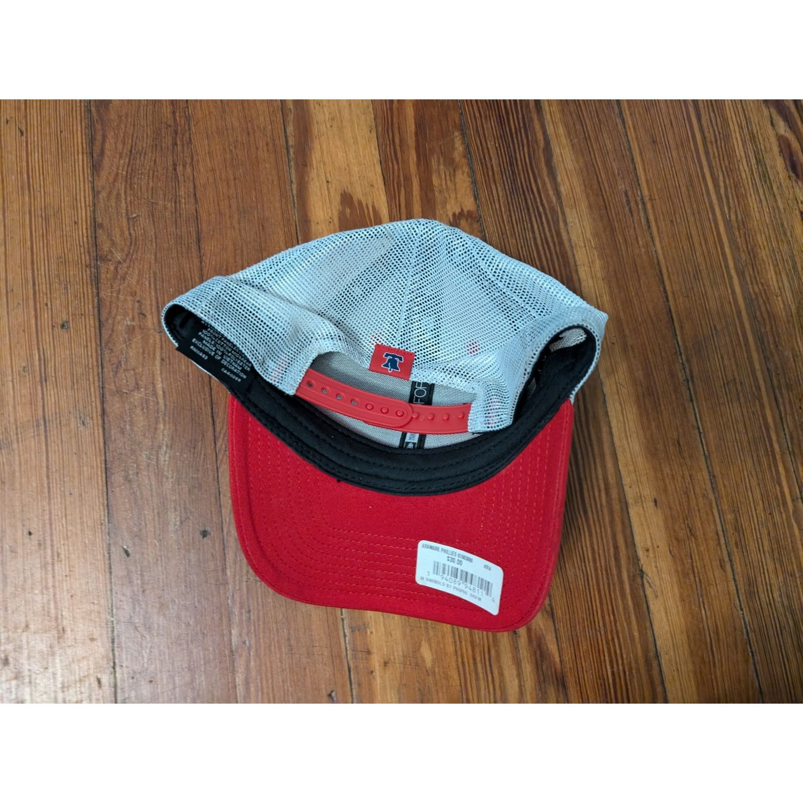 New Era New Era Philadelphia Phillies Trucker Hat NWT Size ONE SIZE - 4 Thumbnail