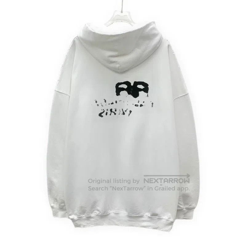 Balenciaga Balenciaga White Distressed Hole Ink Splatter Logo Printed Size US M / EU 48-50 / 2 - 2 Thumbnail