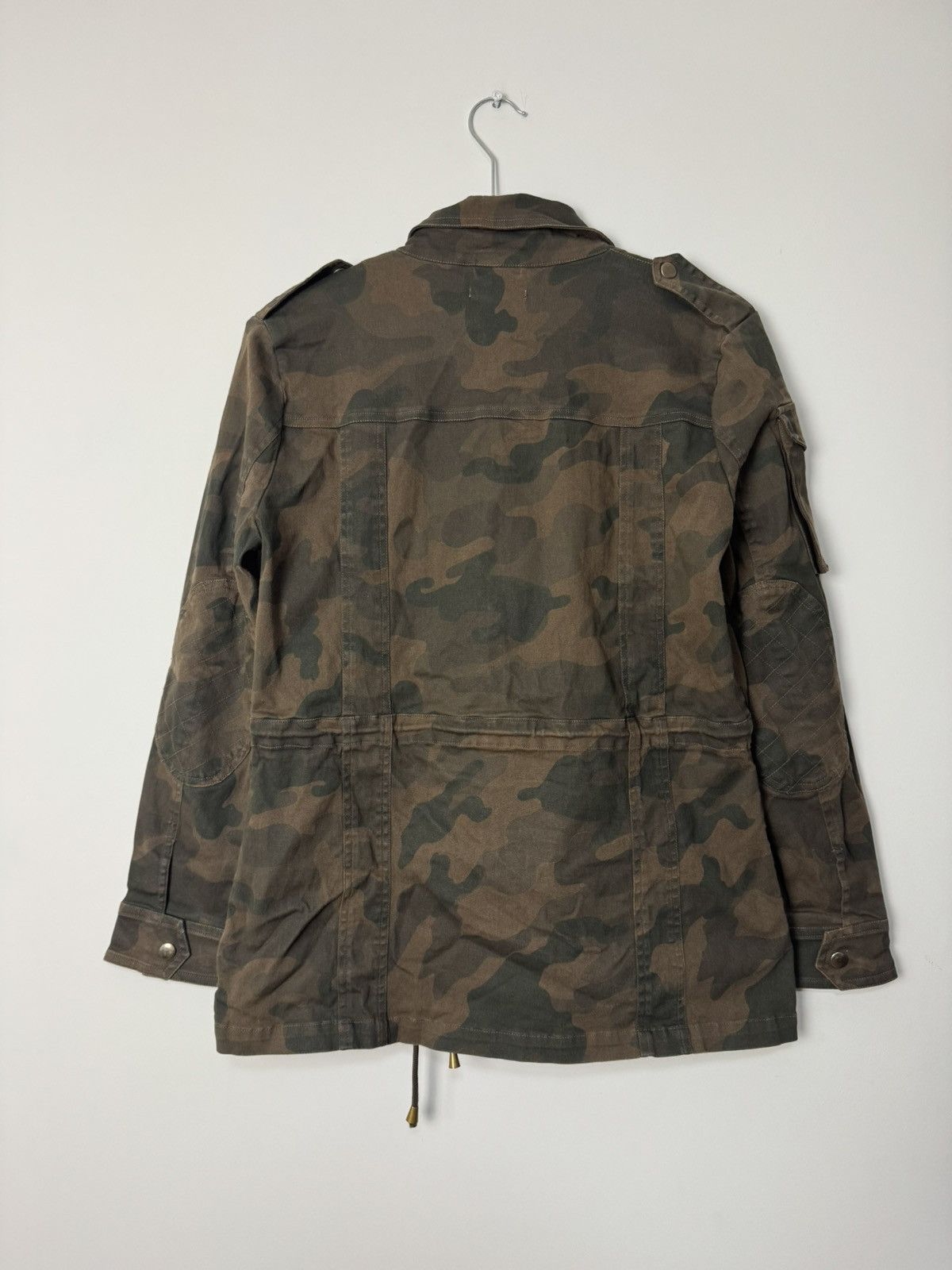 Japanese Brand Military camo cargo multi pocket jacket Avan Garde Japanese Size US S / EU 44-46 / 1 - 10 Thumbnail