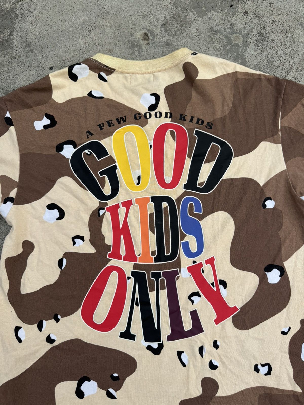Japanese Brand A Few Good Kids Camo Chip Tshirt Size US L / EU 52-54 / 3 - 5 Thumbnail
