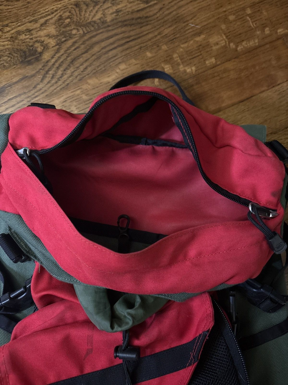 Supreme × The North Face Supreme The North Face Steep Tech BackPack Olive Size ONE SIZE - 3 Thumbnail