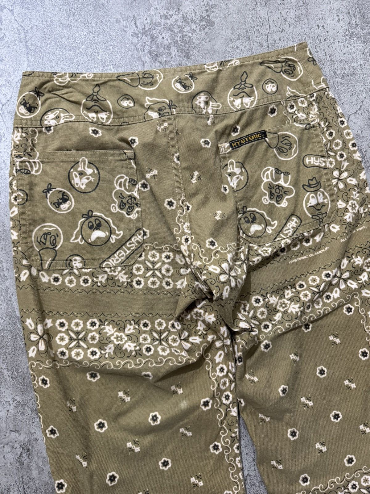 Hysteric Glamour VINTAGE HYSTERIC GLAMOUR BANDANA CHOPPED SHORT PANTS Size US 30 / EU 46 - 4 Thumbnail