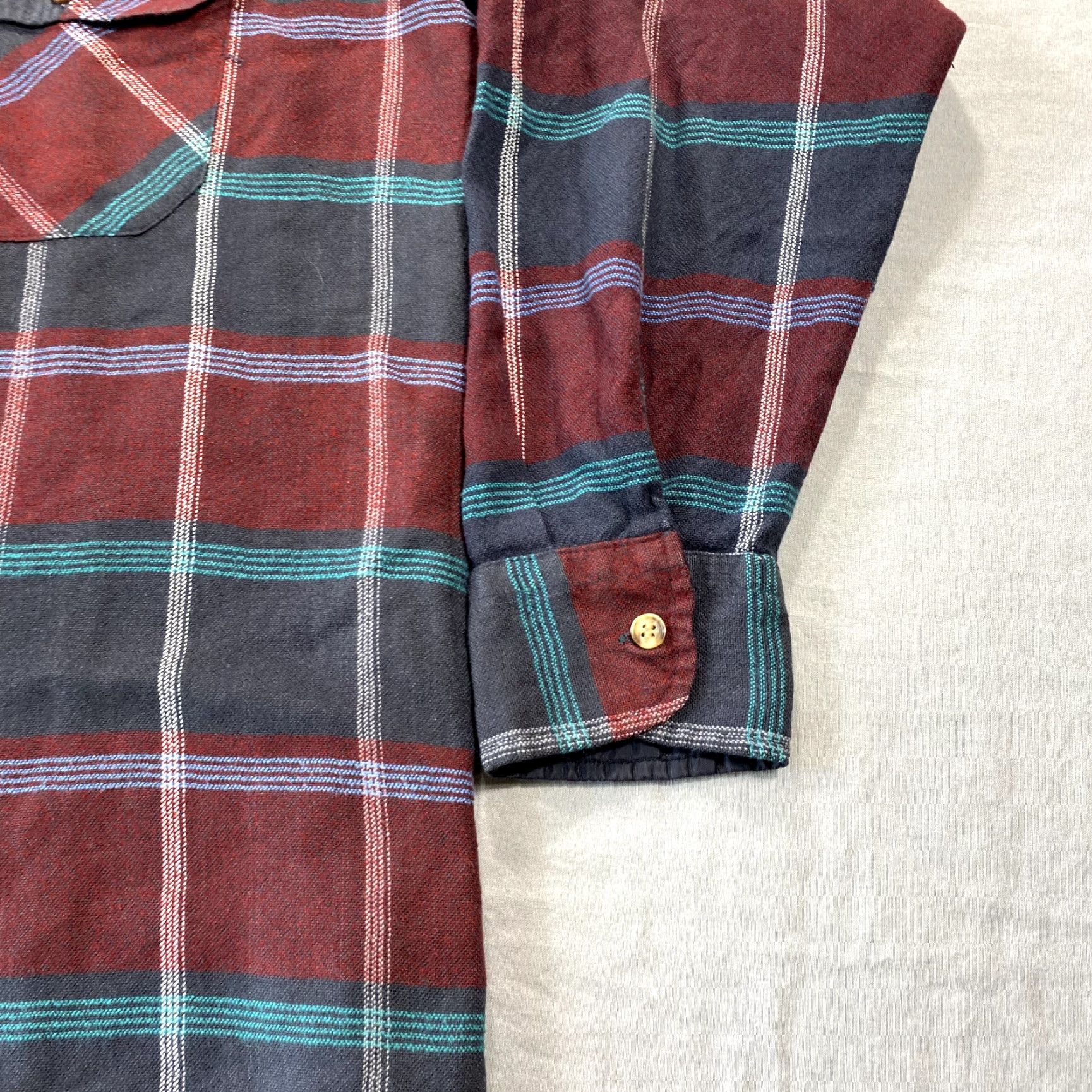 Vintage VINTAGE Saugatuck Shirt Mens Large Red Green Plaid Flannel Button Up Acrylic Size US L / EU 52-54 / 3 - 4 Thumbnail