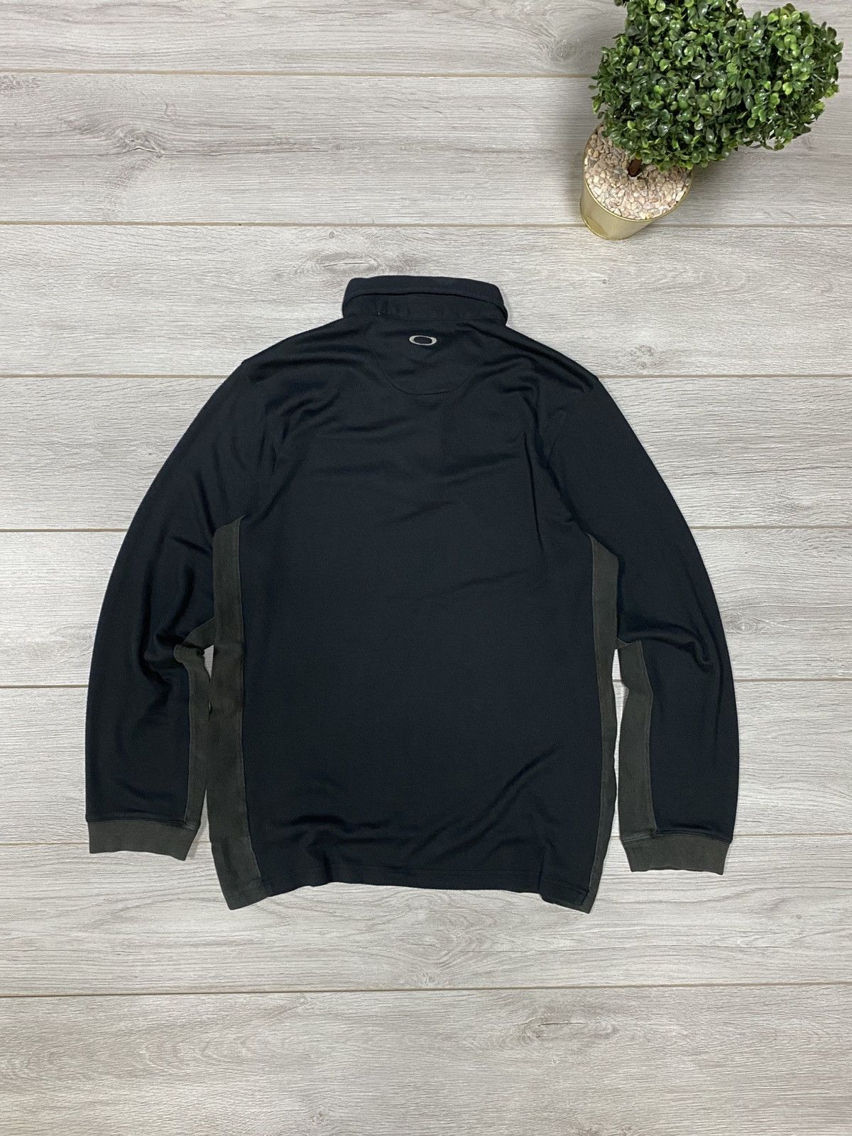 Oakley Oakley centr logo long sleeve coolmax knitted Size US L / EU 52-54 / 3 - 2 Thumbnail