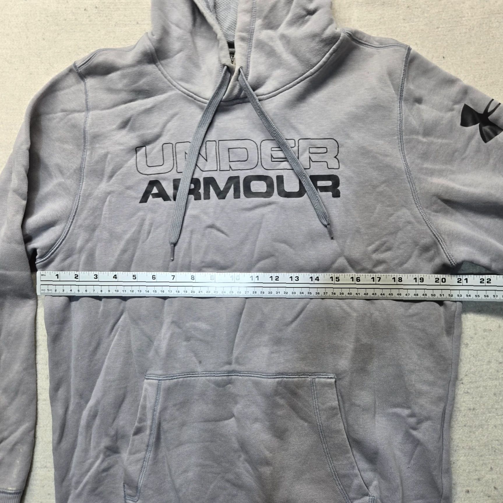 Under Armour Under Armour Hoodie Mens Medium Gray Solid Long Sleeve Pullover with Hooded Pockets Casual Baseball Football Gym & Training M Size US M / EU 48-50 / 2 - 4 Thumbnail