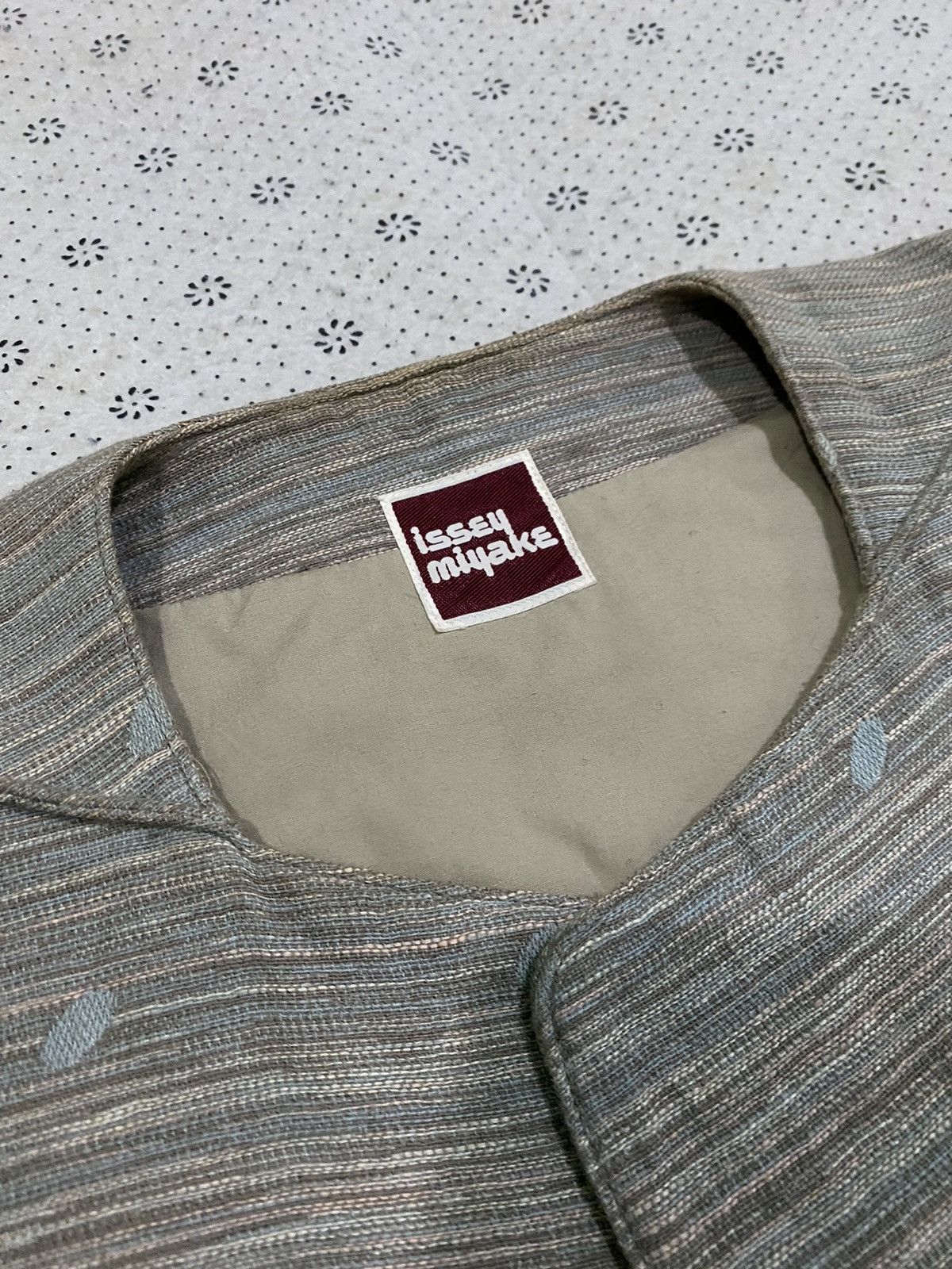 Issey Miyake Vintage 70's Issey Miyake Jacquard Baggy Jacket Size US M / EU 48-50 / 2 - 2 Thumbnail