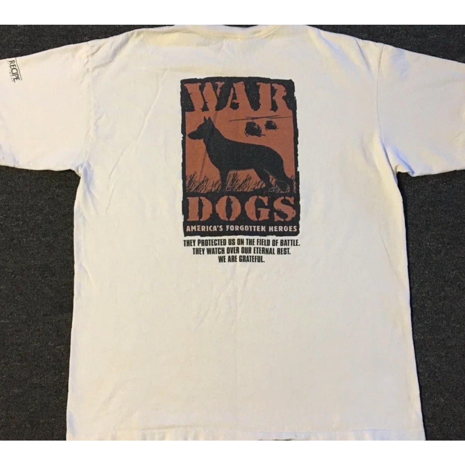 Vintage VINTAGE War Dogs Documentary Promo Shirt L Beige Tom Military 90s Grunge TV Movie USA Mens Size US L / EU 52-54 / 3 - 2 Thumbnail