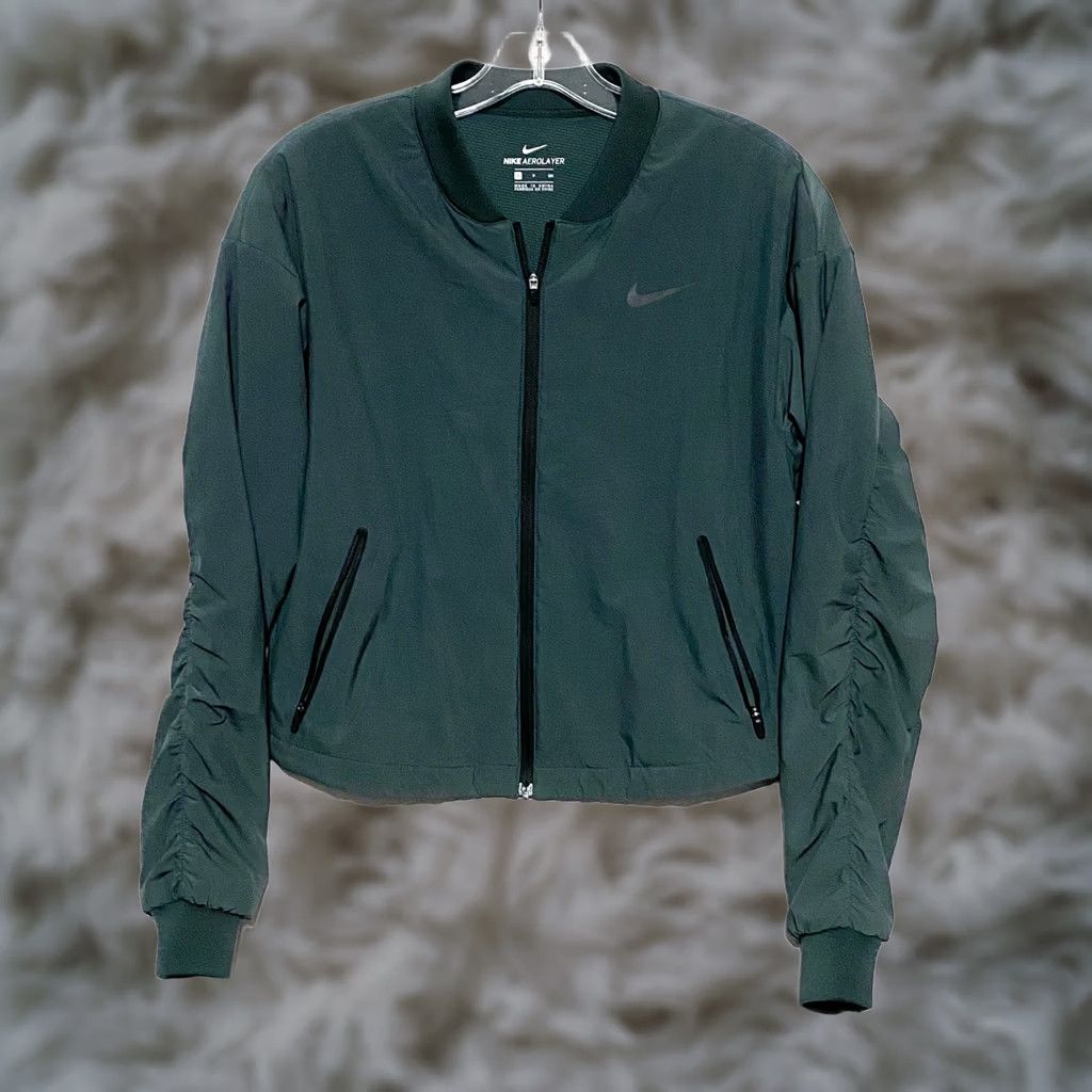 Nike Nike Aerolayer Cropped Training Bomber Full Zip Jacket S Women Black 811034 Zip Pockets Athletic Shirt Outer Nylon Women’s S Size S / US 4 / IT 40 - 1 Thumbnail