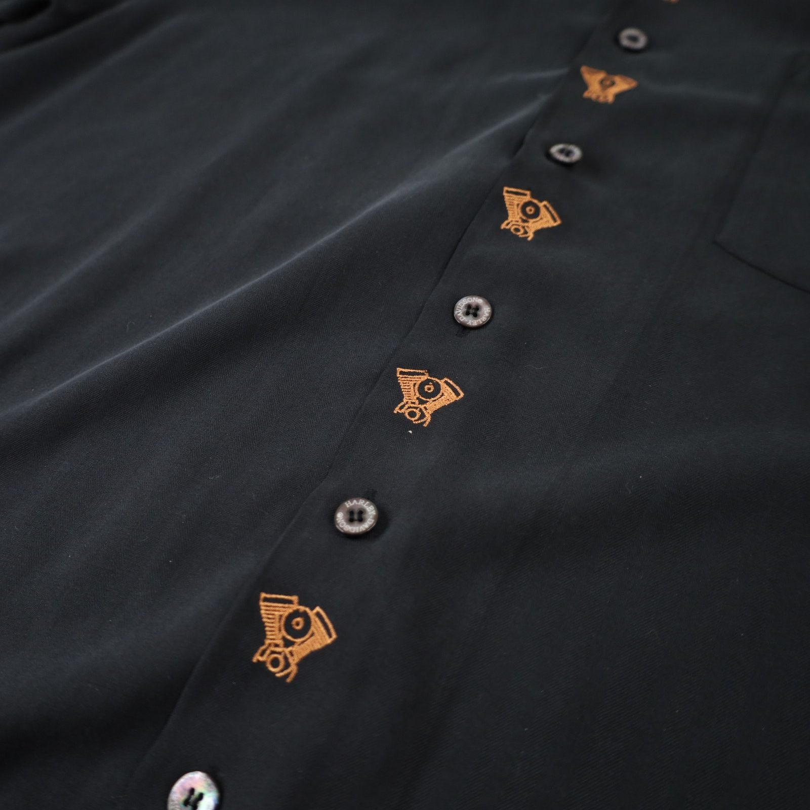 Harley Davidson × Tori Richard × Vintage VTG Harley Davidson x Tori Richards Embroidered Silk Shirt Size US XL / EU 56 / 4 - 4 Thumbnail