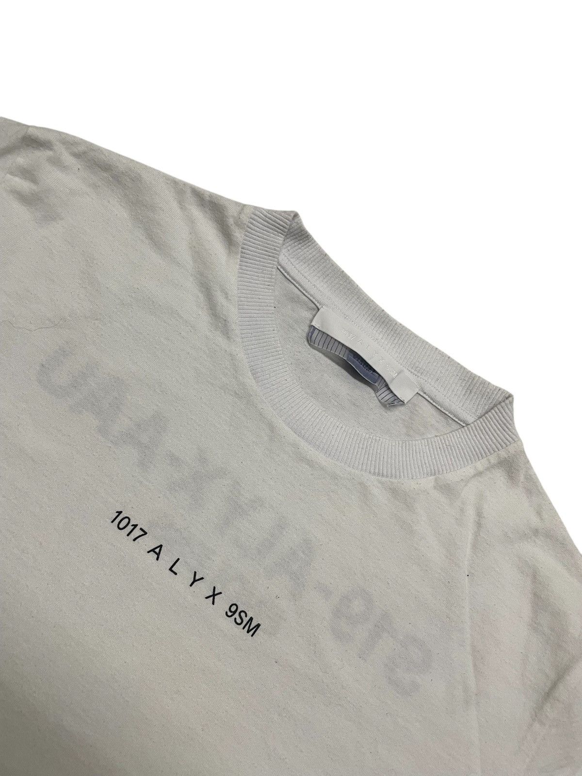1017 ALYX 9SM 1017 ALYX 9SM VISUAL TEES Size US M / EU 48-50 / 2 - 5 Thumbnail