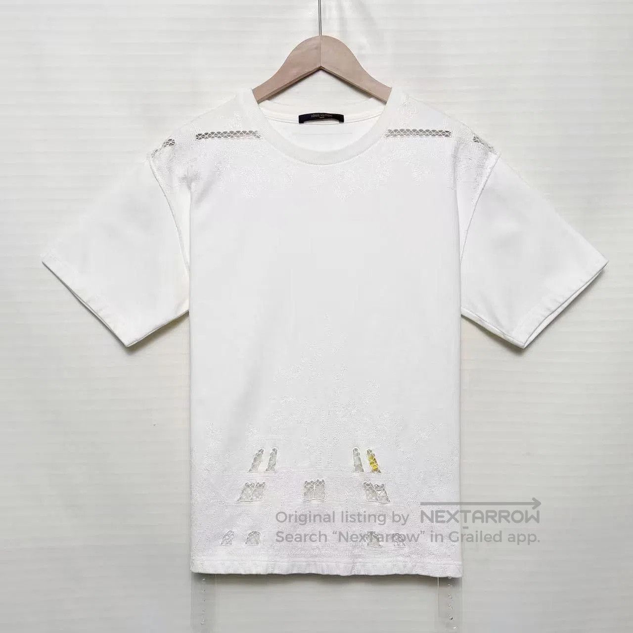Louis Vuitton LV Paris Tower Embossed Limited Short. Size US L / EU 52-54 / 3 - 1 Thumbnail