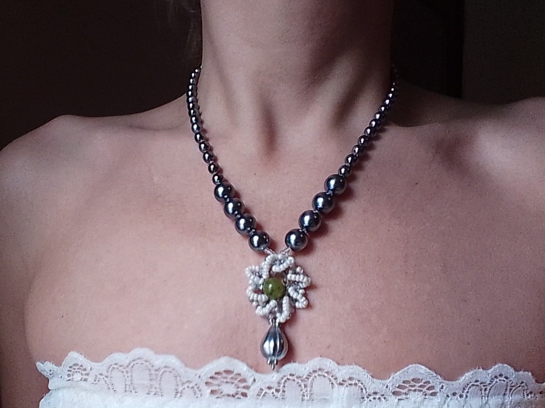 Handmade Necklace Vintage Styles Gray Pearls Pendant Green Jade gem Size ONE SIZE - 3 Thumbnail