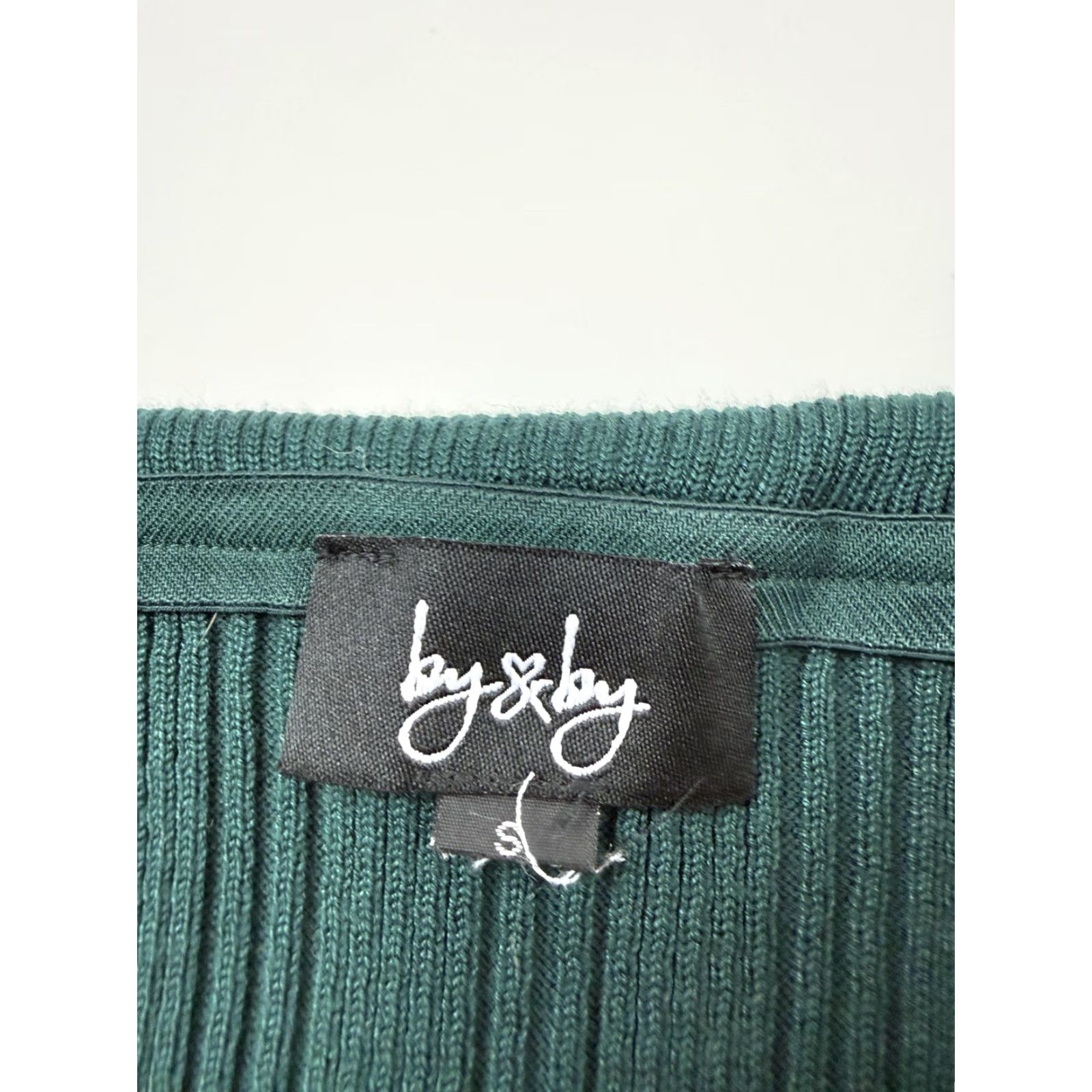 Vintage by & by Sweater Juniors Small Green Off Shoulder Knit Long Sleeve Slim Capable of Stretch Shirt? Size S / US 4 / IT 40 - 3 Thumbnail