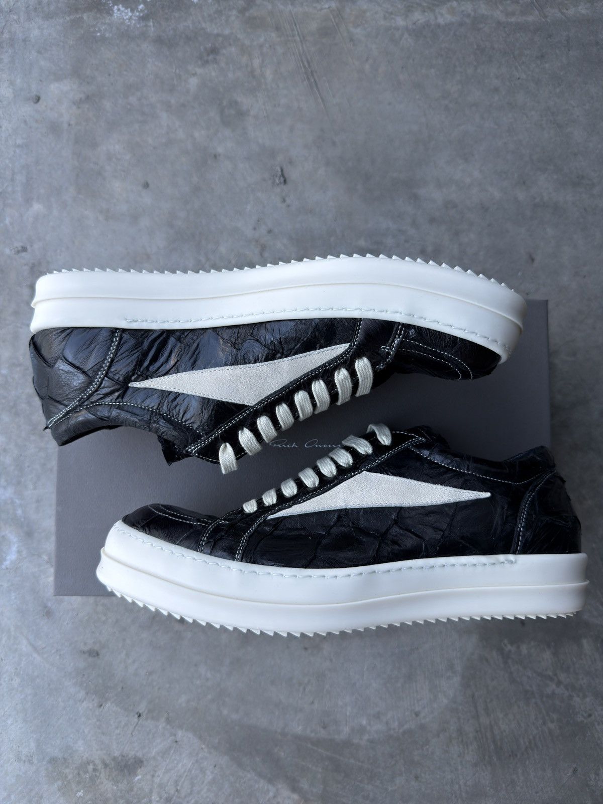 Rick Owens SOLD*Rick owens x Maxfield Exclusive pirarucu vintage sneaks Size US 10 / EU 43 - 1 Thumbnail