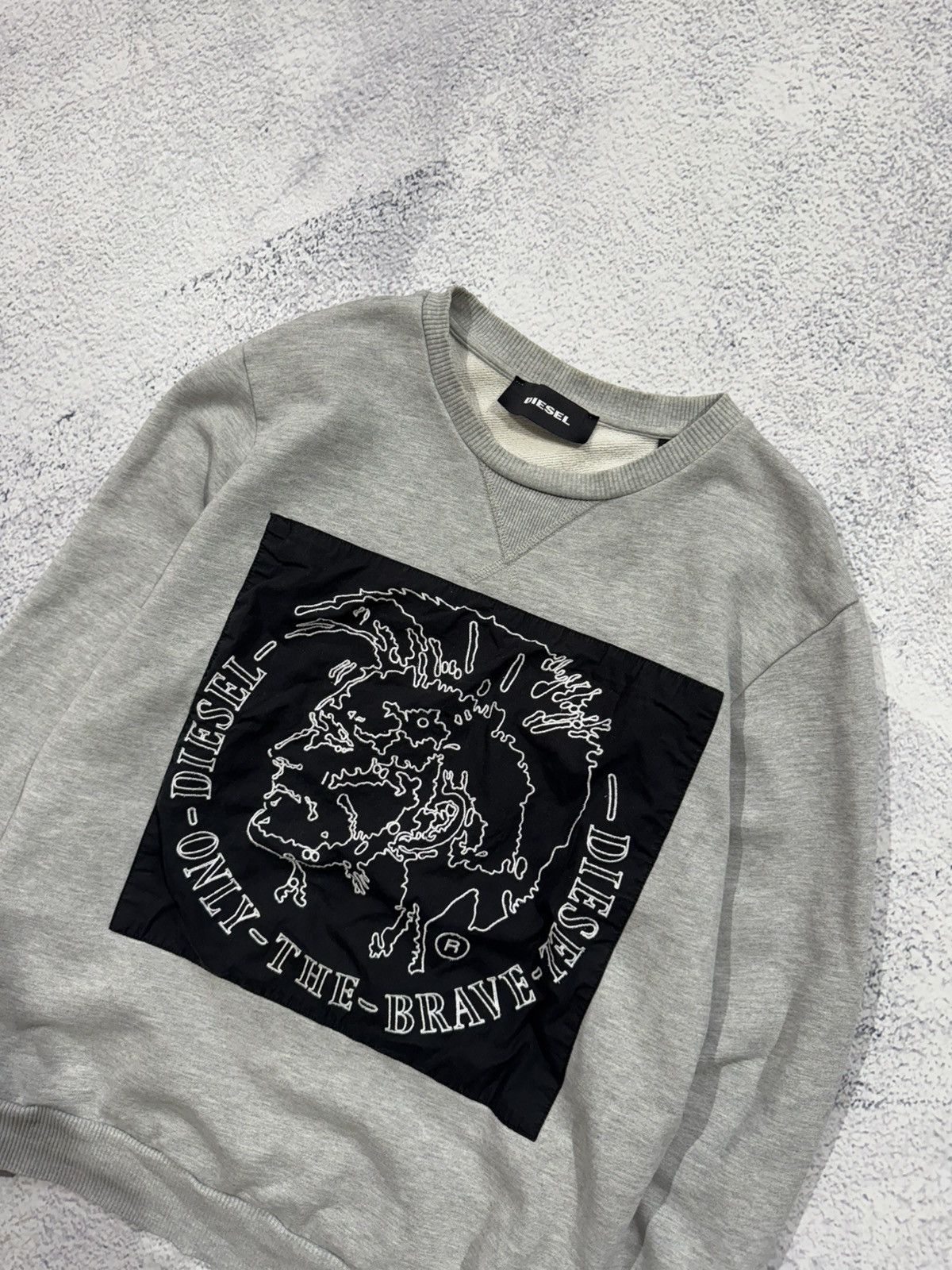 Diesel × Japanese Brand × Vintage Vintage Diesel sweatshirt Japanese brand Big Center logo S Size US S / EU 44-46 / 1 - 3 Thumbnail