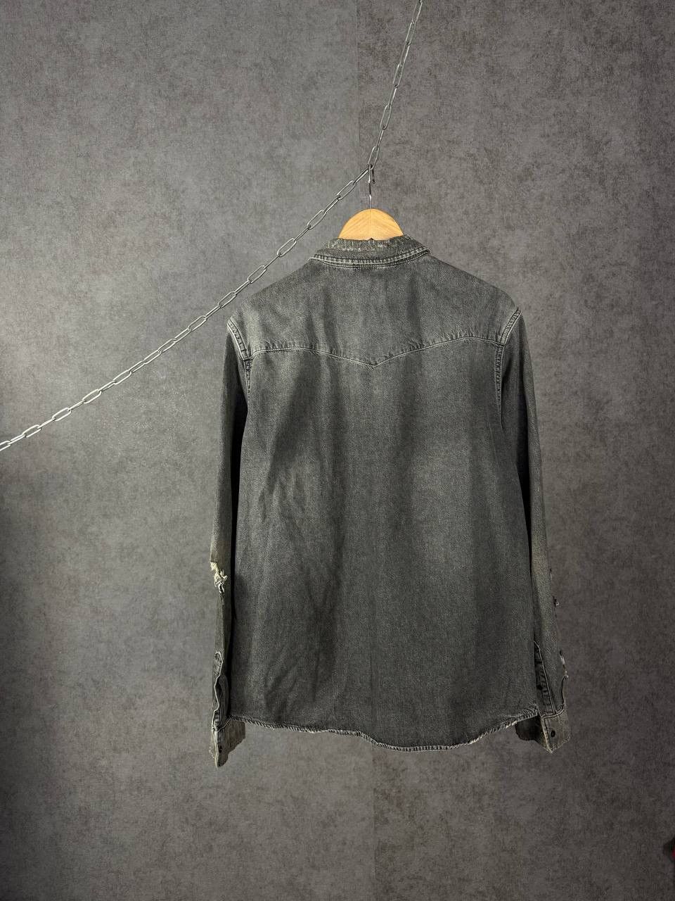 Allsaints Allsaints designer distressed denim shirt Size US L / EU 52-54 / 3 - 7 Thumbnail
