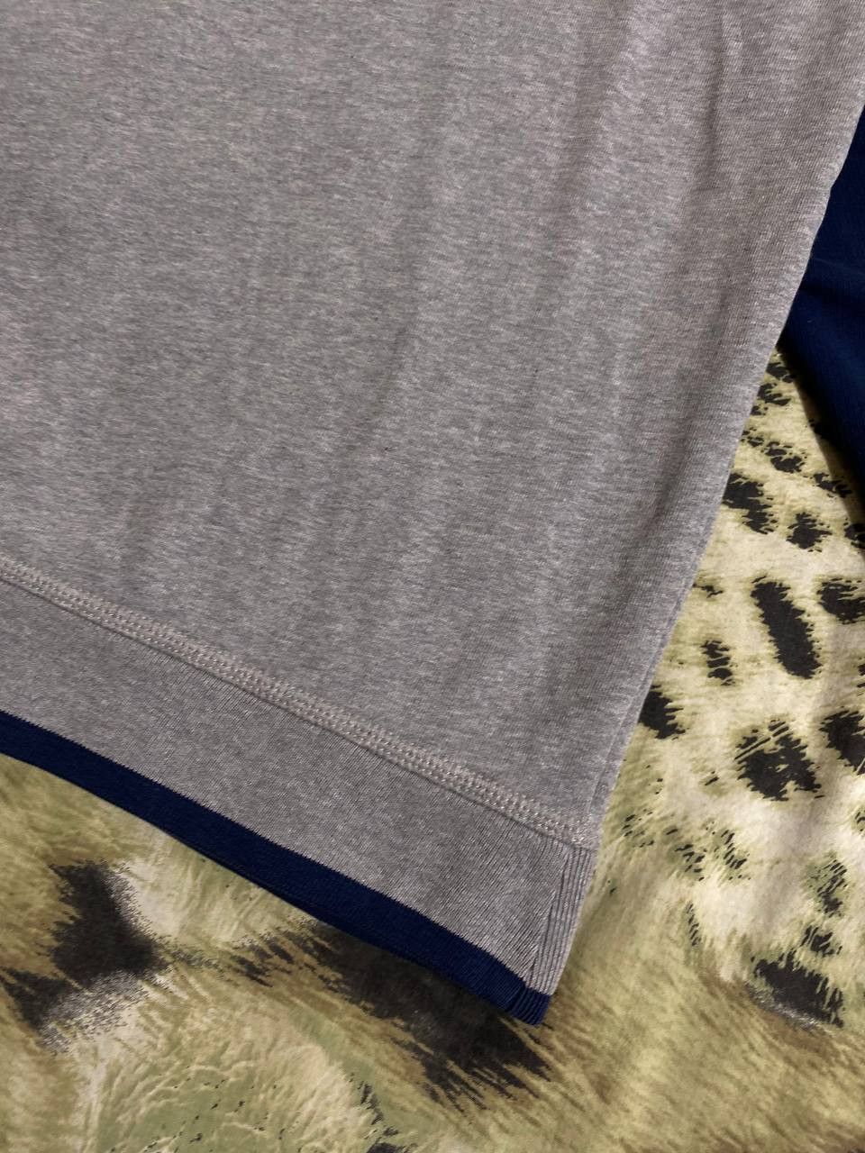 Reebok × Vintage Rare Vintage Reebok Big Logo Essentials Sweatshirt Size US L / EU 52-54 / 3 - 5 Thumbnail