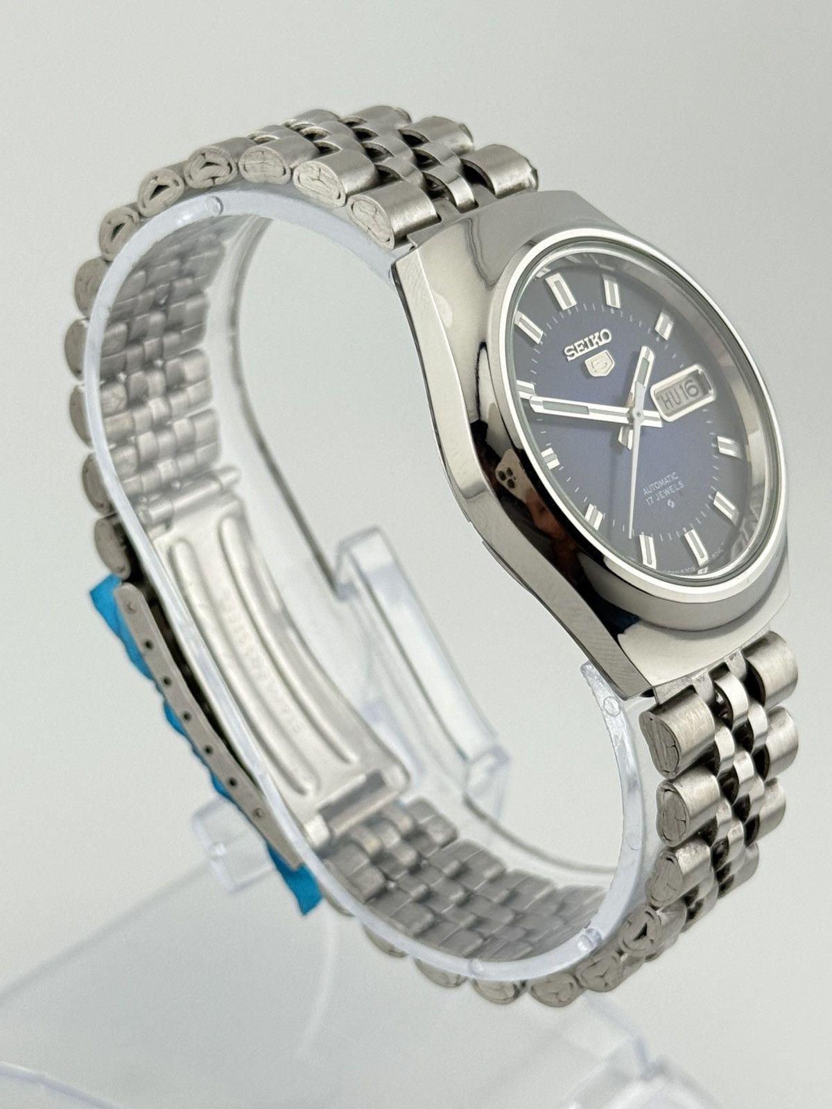 Seiko Vintage Seiko 5 Automatic Blue Gradient Dial 36mm Wristwatch Size 36 - 5 Thumbnail